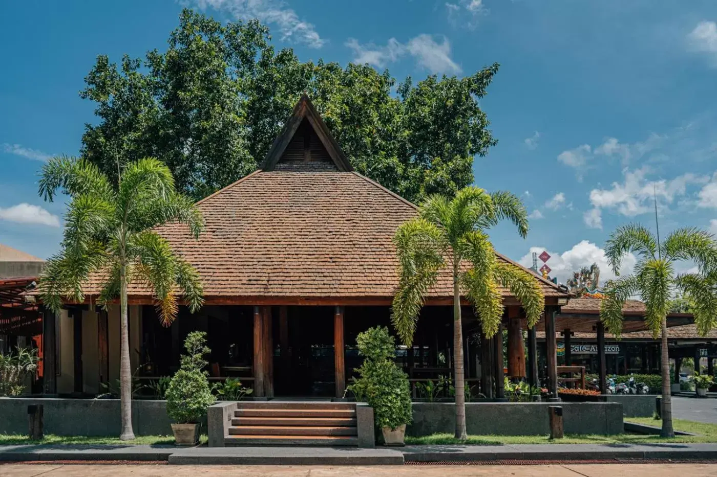 Lobby or reception, Property Building in Inpawa Hotel