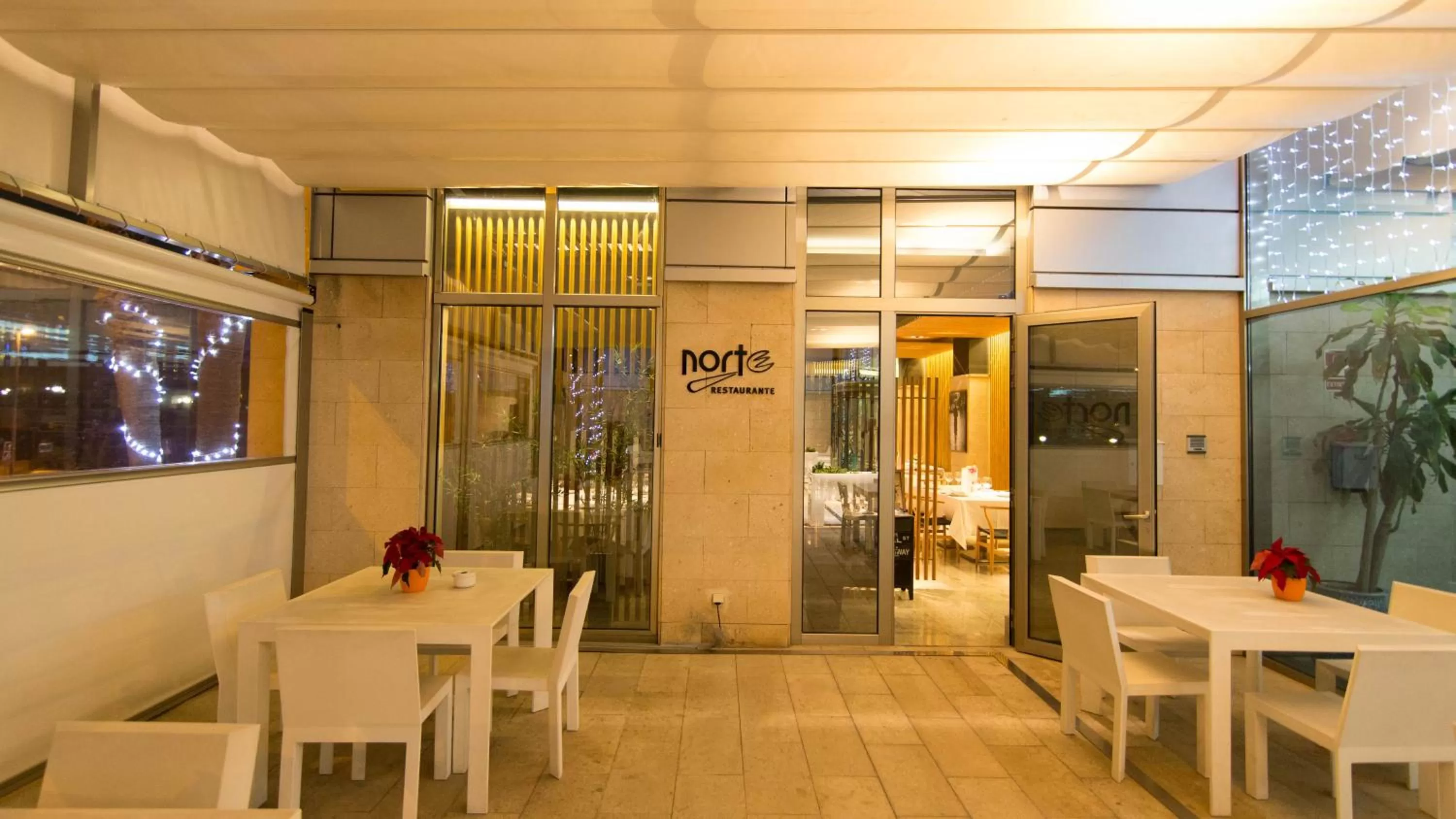 Restaurant/places to eat in Hotel Mas Camarena