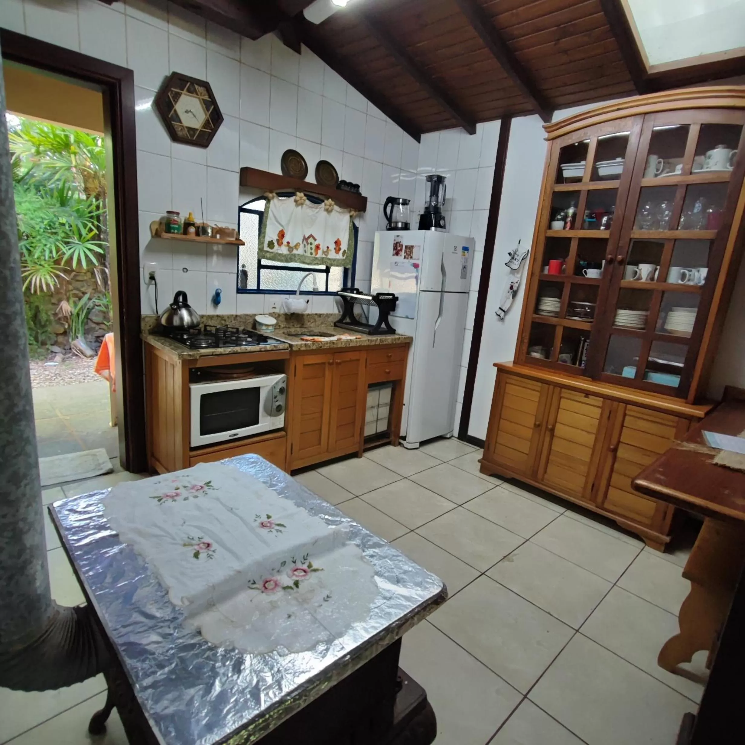 Kitchen/Kitchenette in Hotel Chácara das Flores