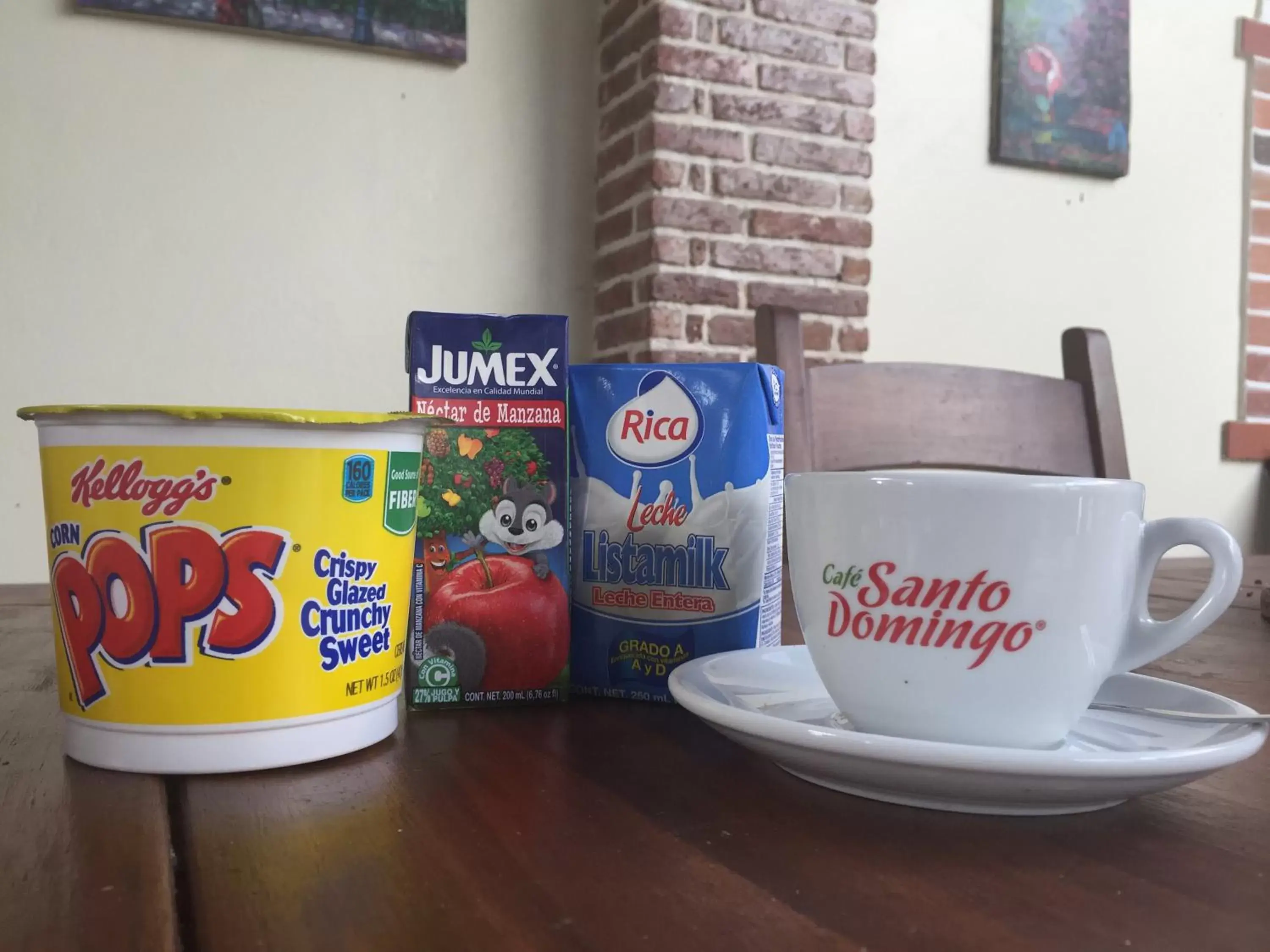 Continental breakfast in Hotel Yamilí