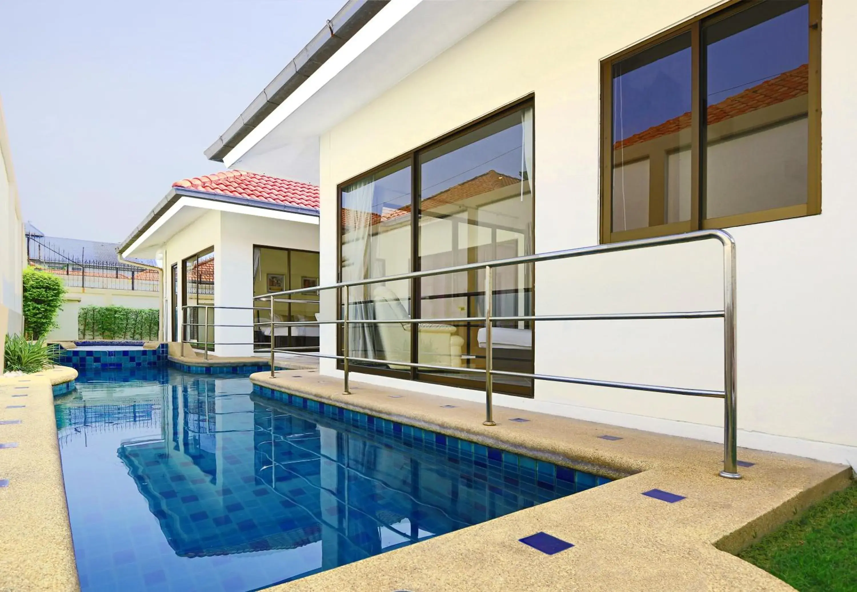 Swimming pool in Avoca Pool Villas