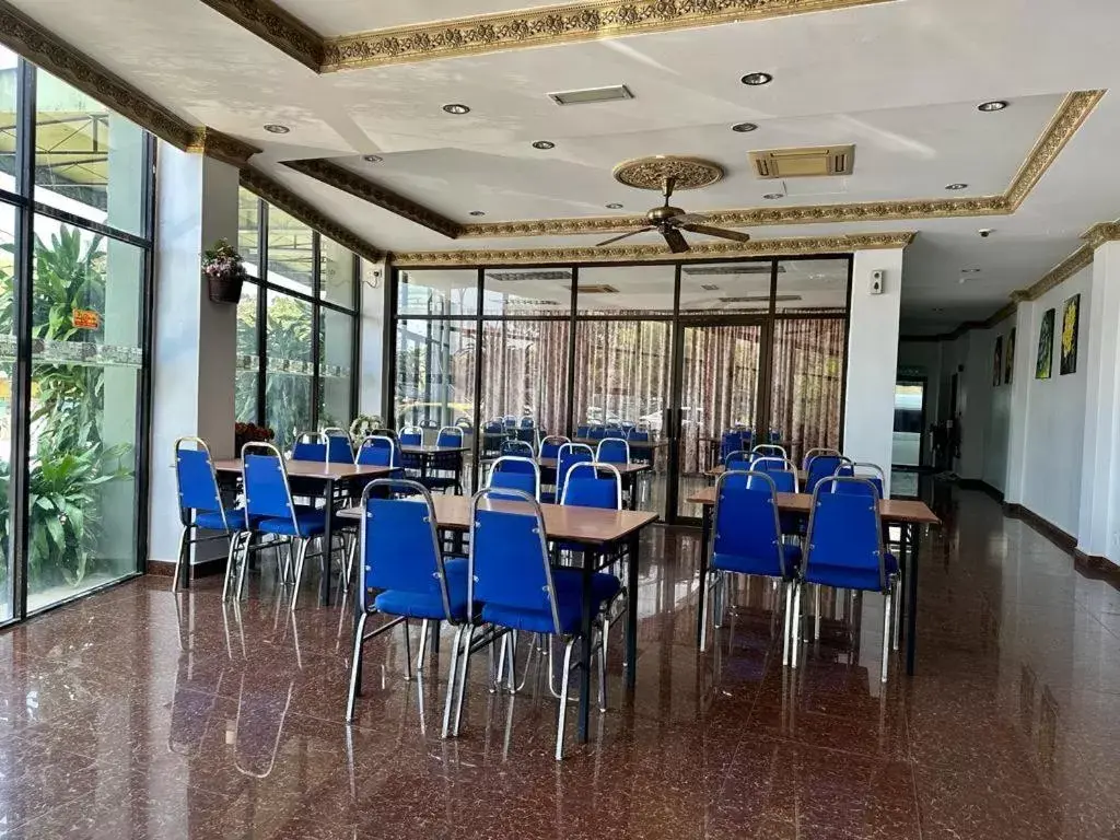 Lobby or reception, Restaurant/Places to Eat in Langkawi Baron Hotel - renovated 2023