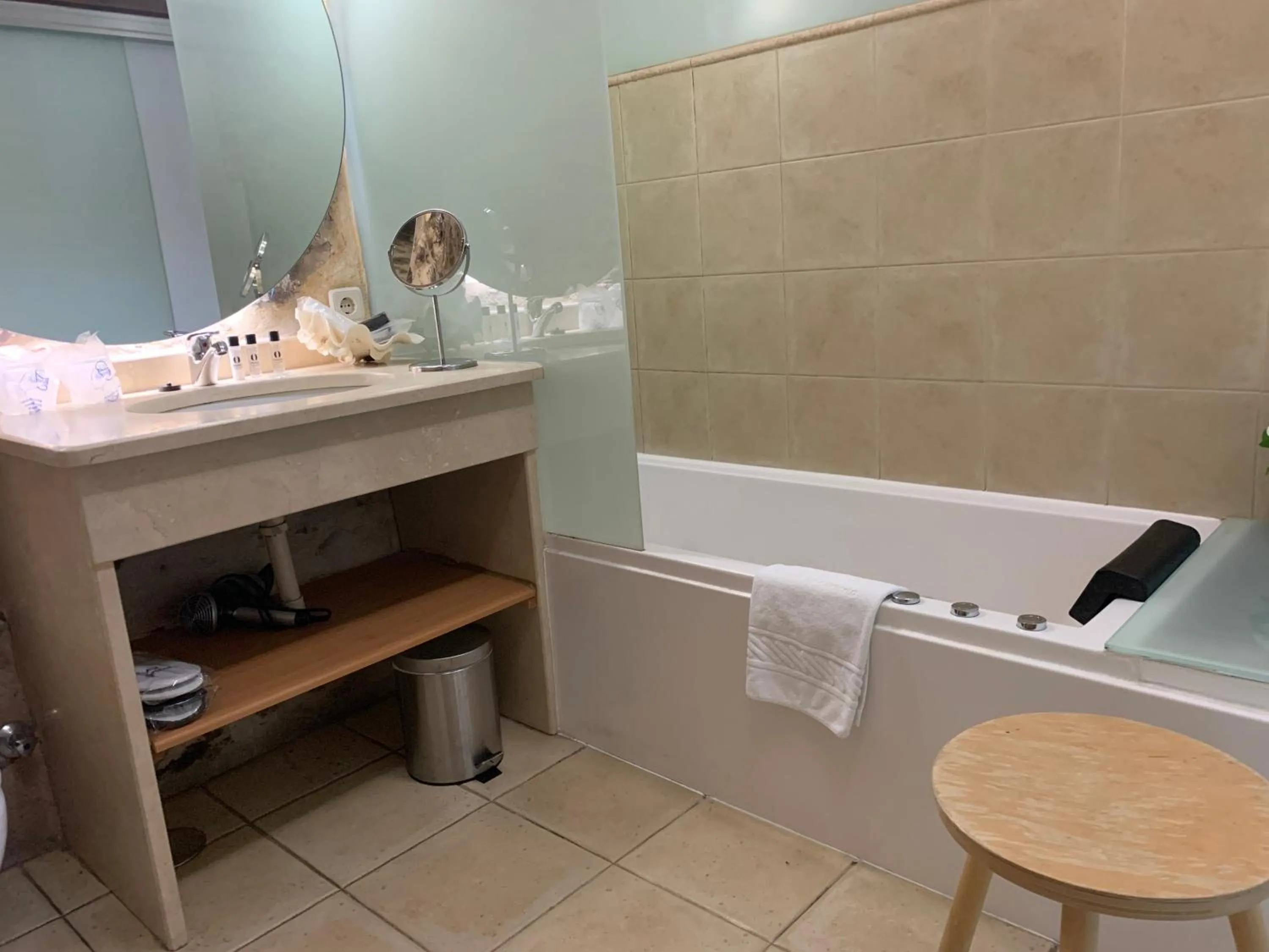 Hot Tub in Posada Real La Carteria