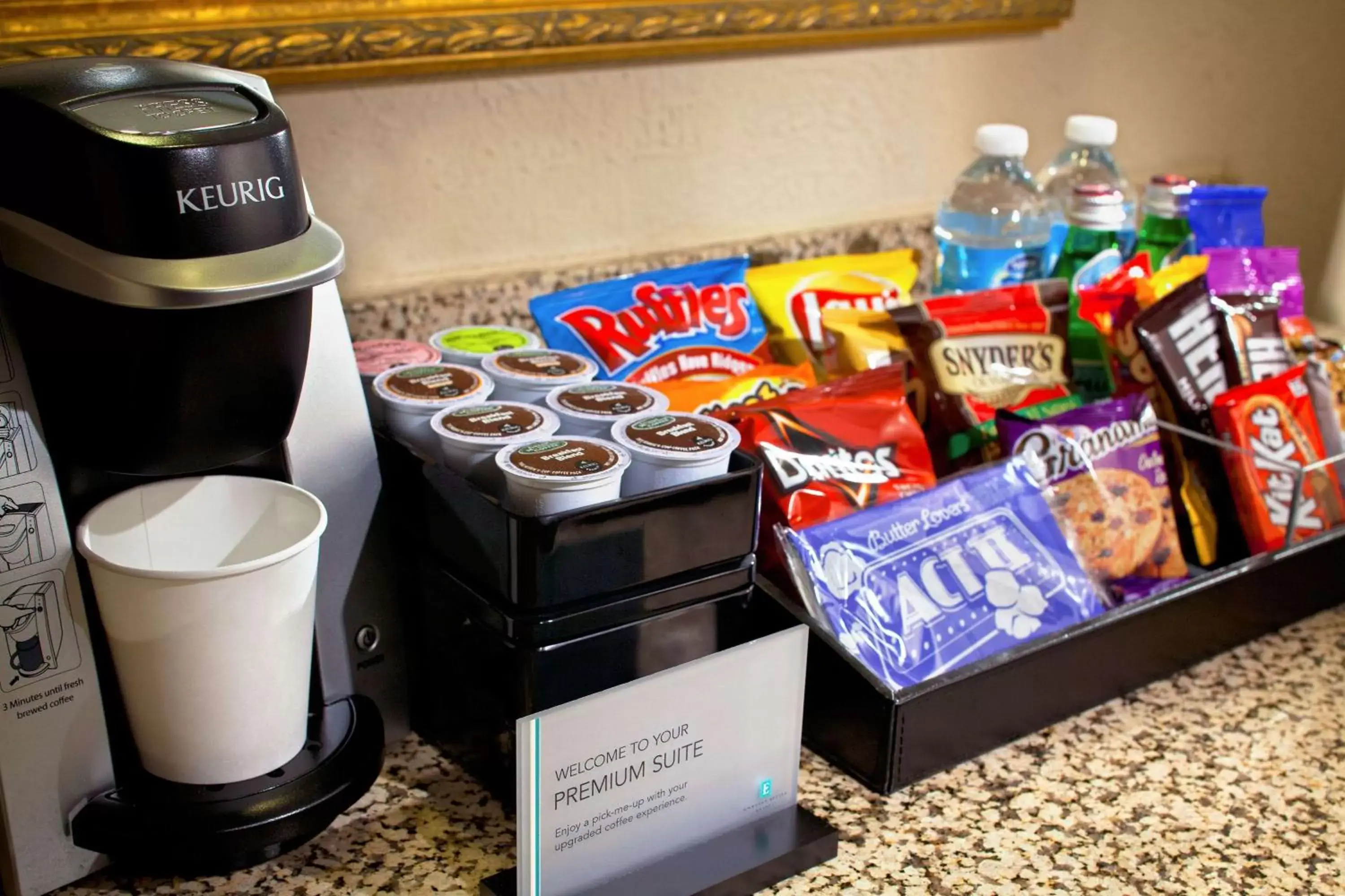 Kitchen or kitchenette in Embassy Suites by Hilton Dallas Near the Galleria