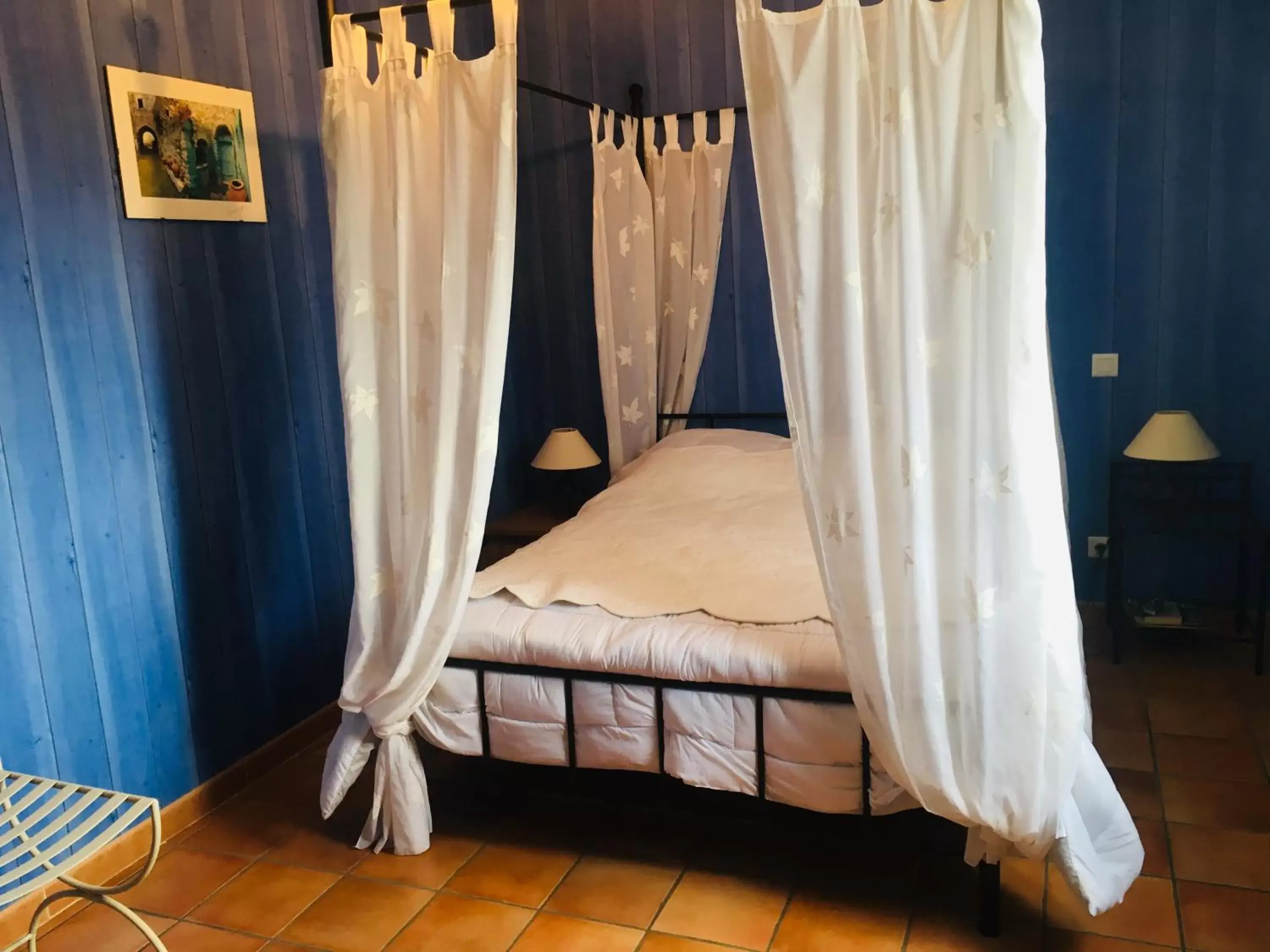 Photo of the whole room, Bed in chambres d'hôtes du capimont