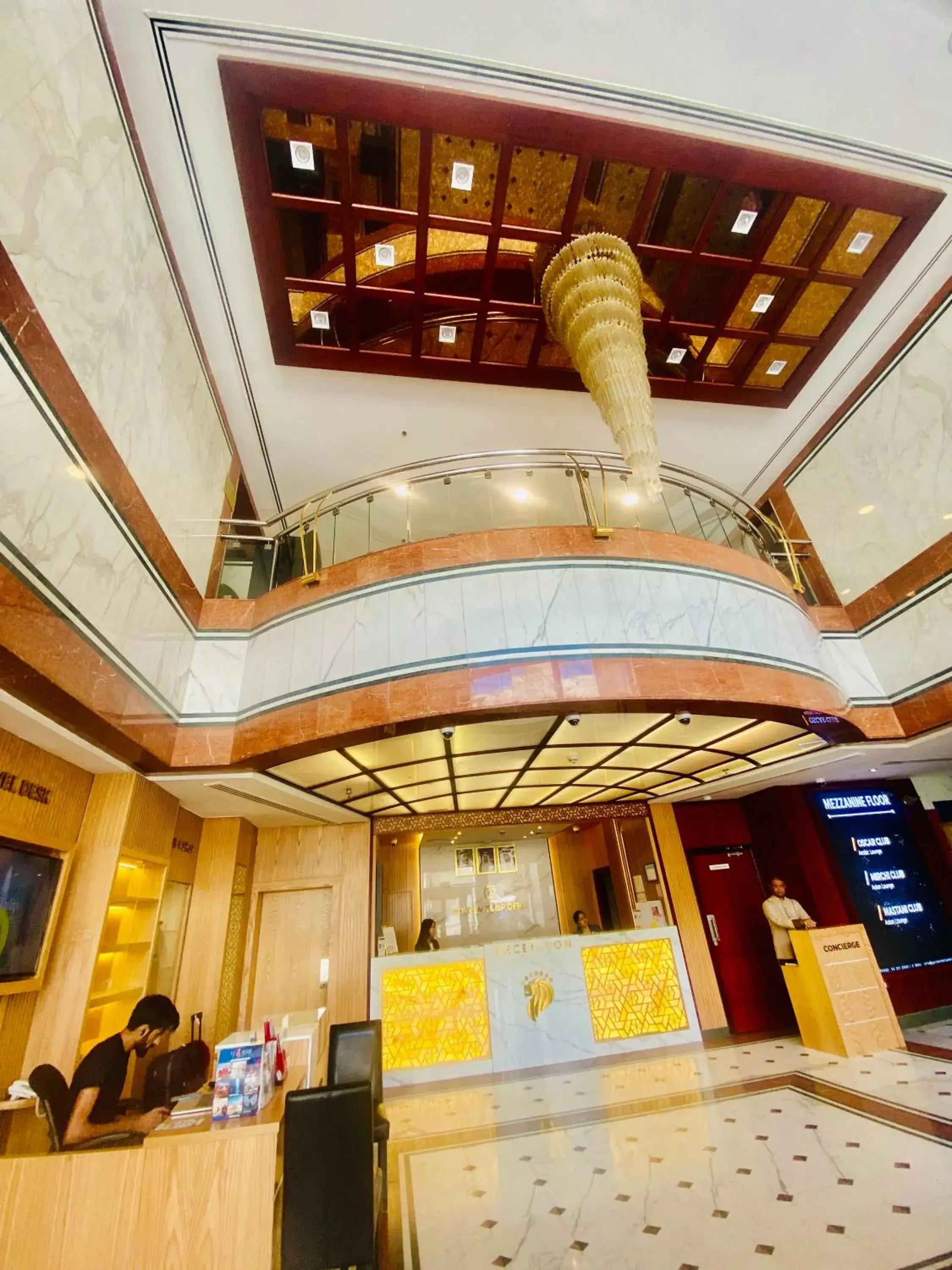 Lobby/Reception in Golden Tulip Deira Hotel