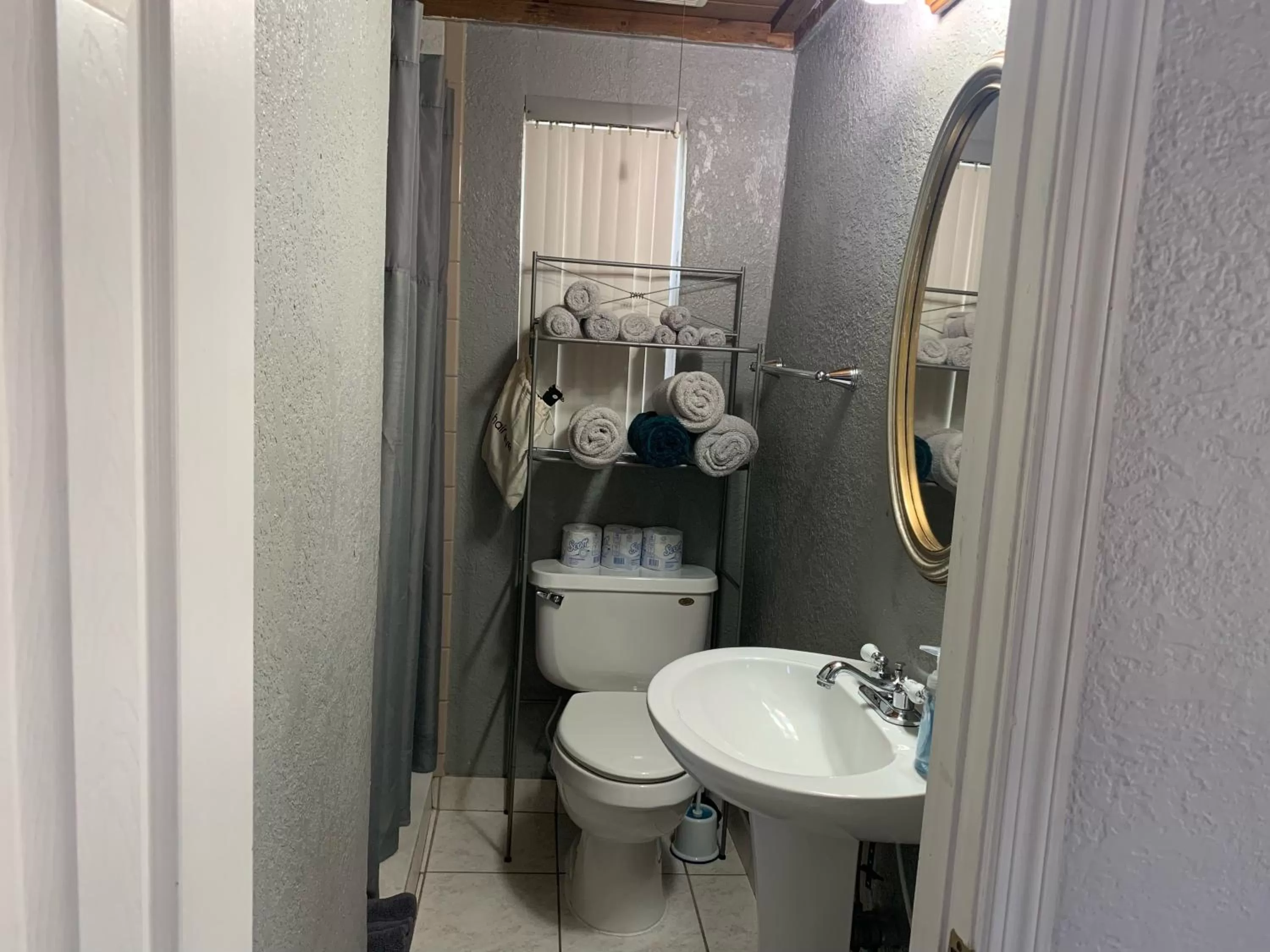 Nature Coast Inn & Cottages