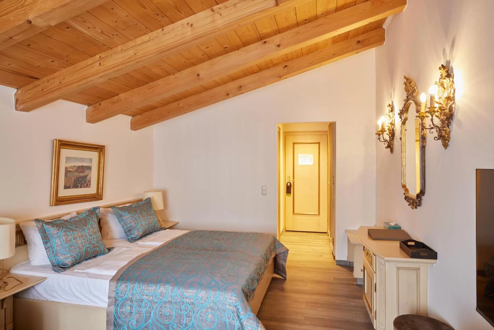 Bedroom, Bed in Atlas Posthotel