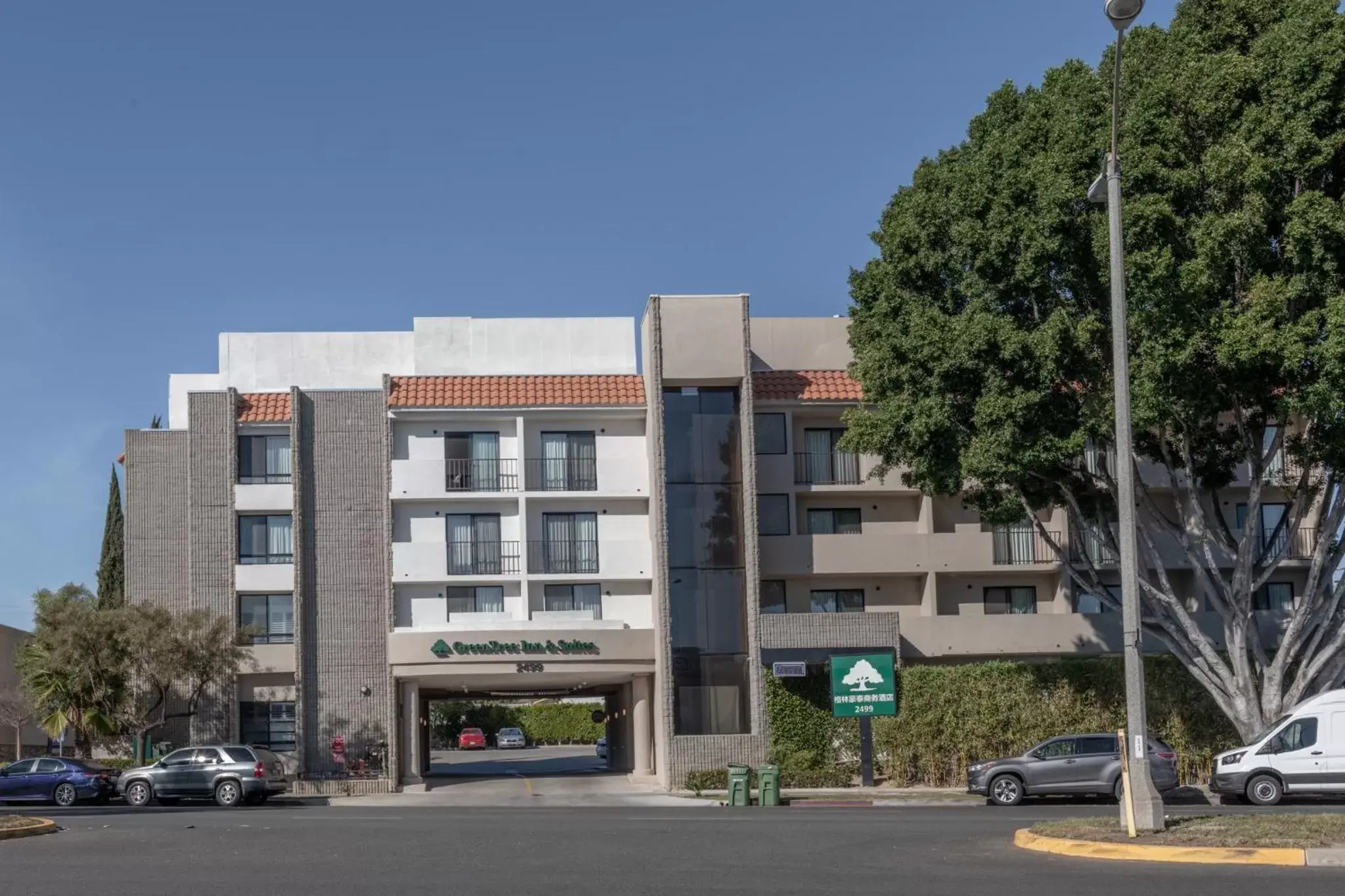 Property Building in GreenTree Inn & Suites Los Angeles - Alhambra - Pasadena