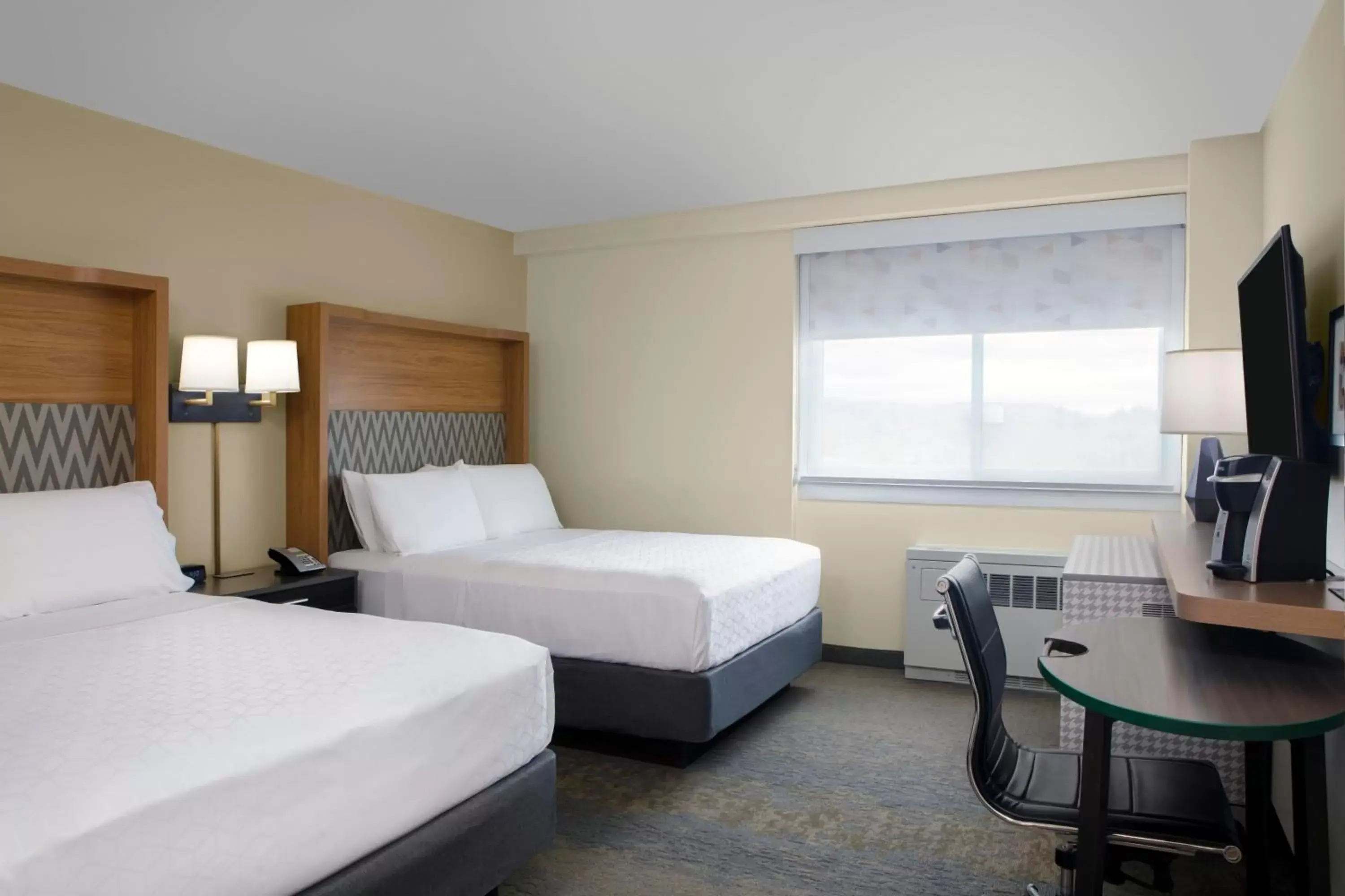 Photo of the whole room, Bed in Holiday Inn Binghamton-Downtown Hawley Street, an IHG Hotel