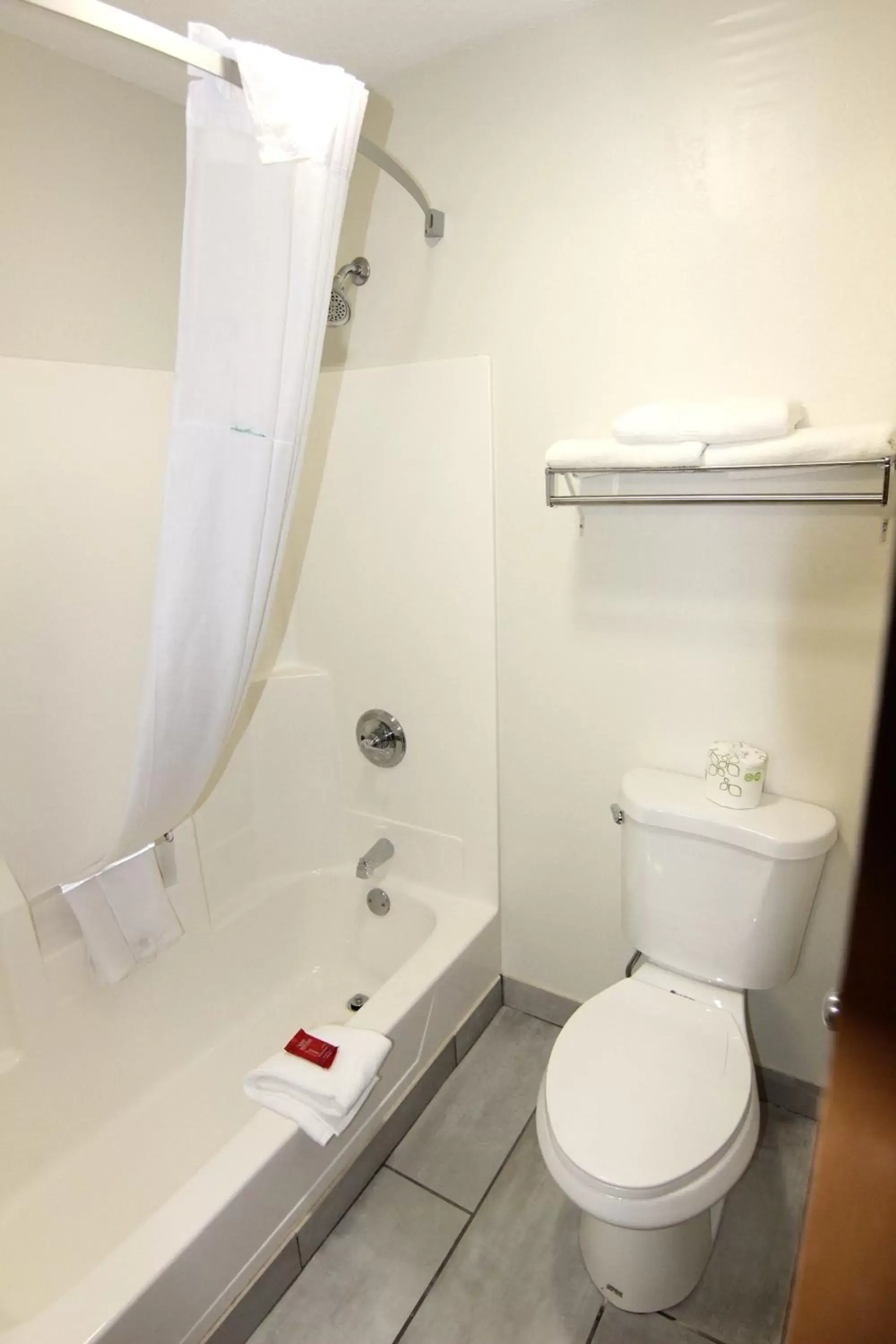 Bathroom in SureStay Hotel by Best Western Manchester