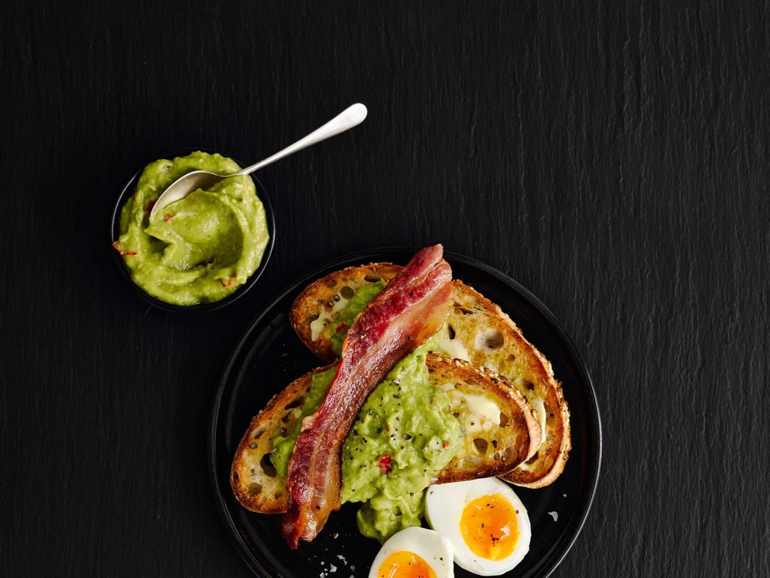 Restaurant/places to eat in ibis Cardiff Gate - International Business Park