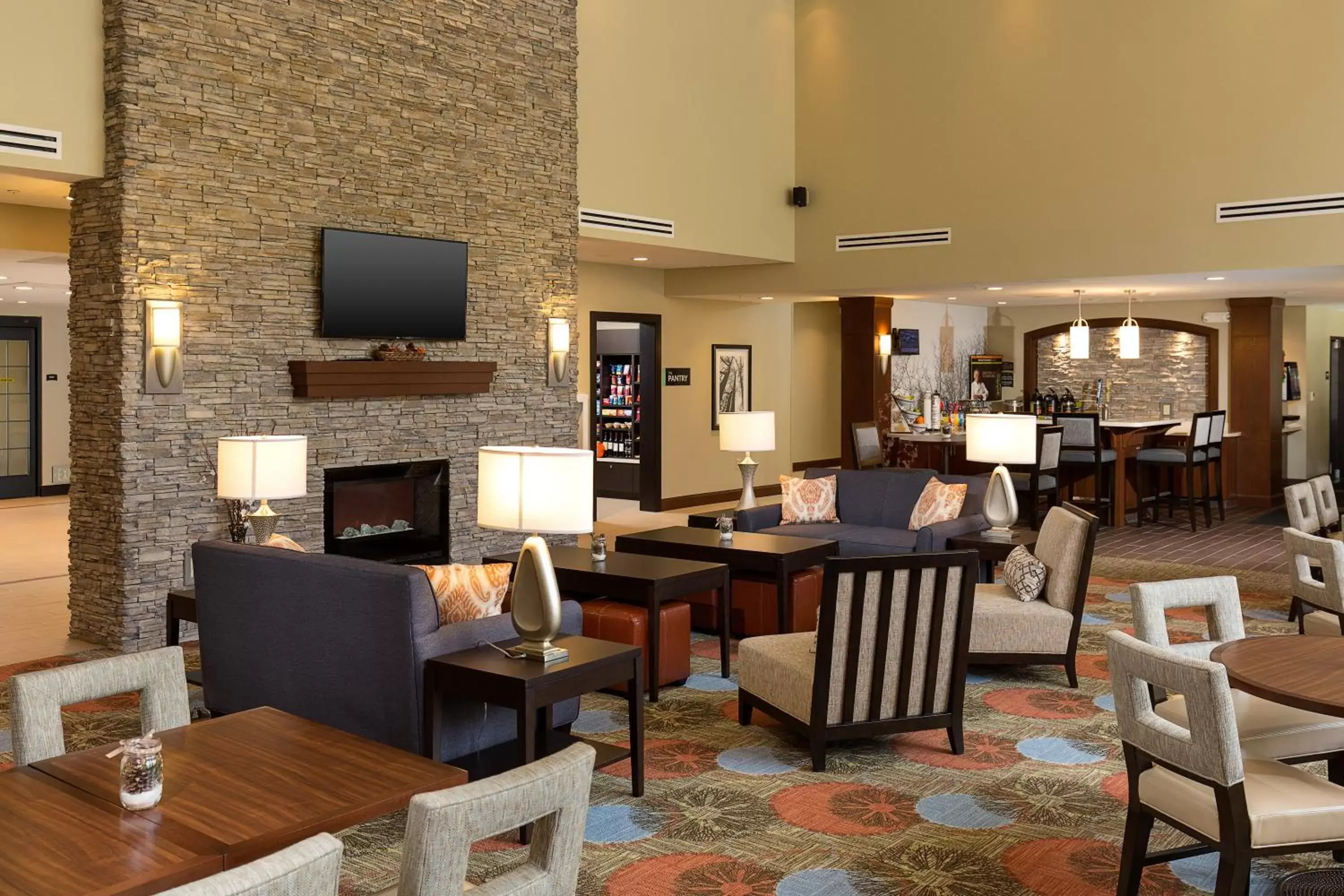 Breakfast, Restaurant/Places to Eat in Staybridge Suites Corona South, an IHG Hotel