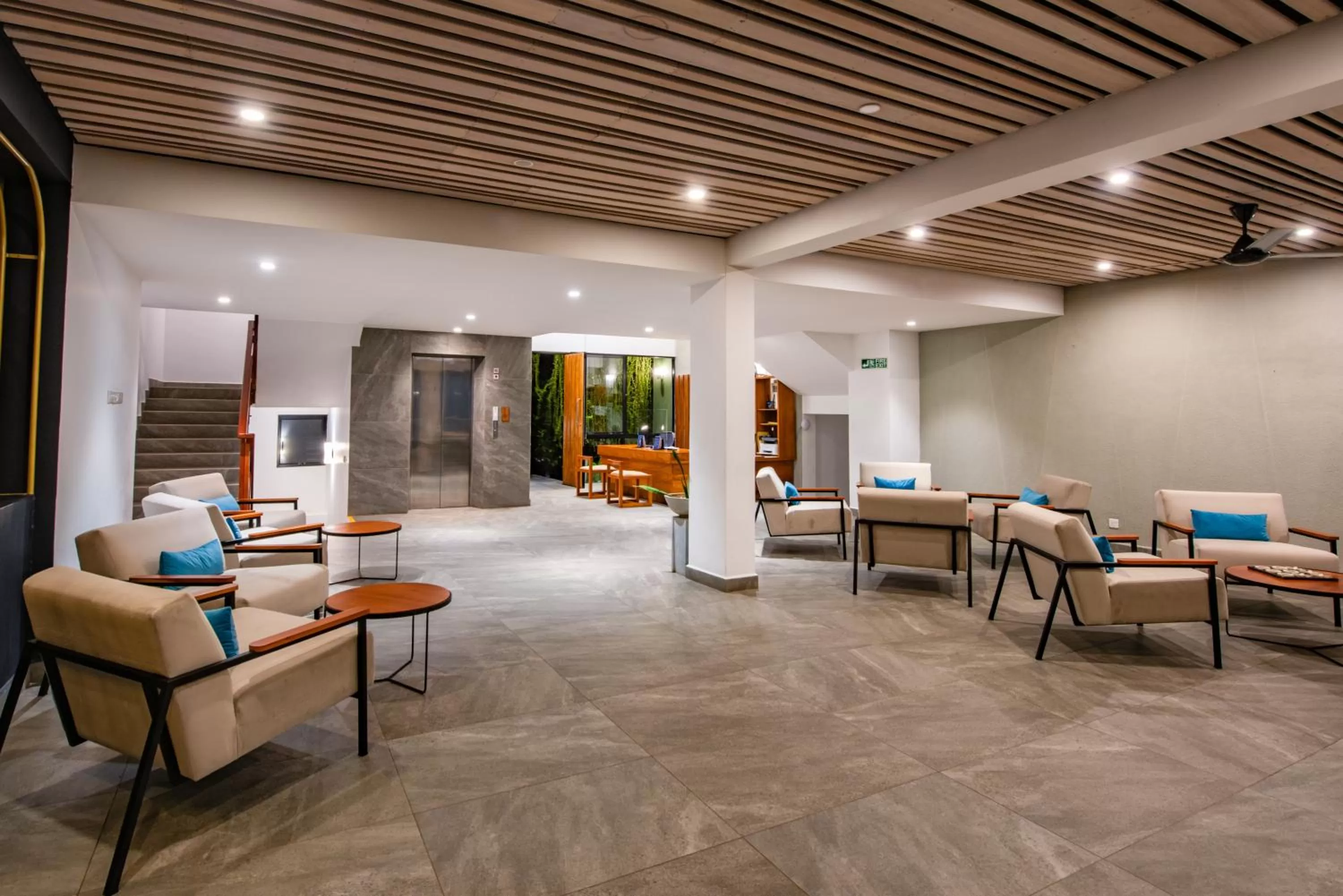 TV and multimedia in Agnus Unawatuna