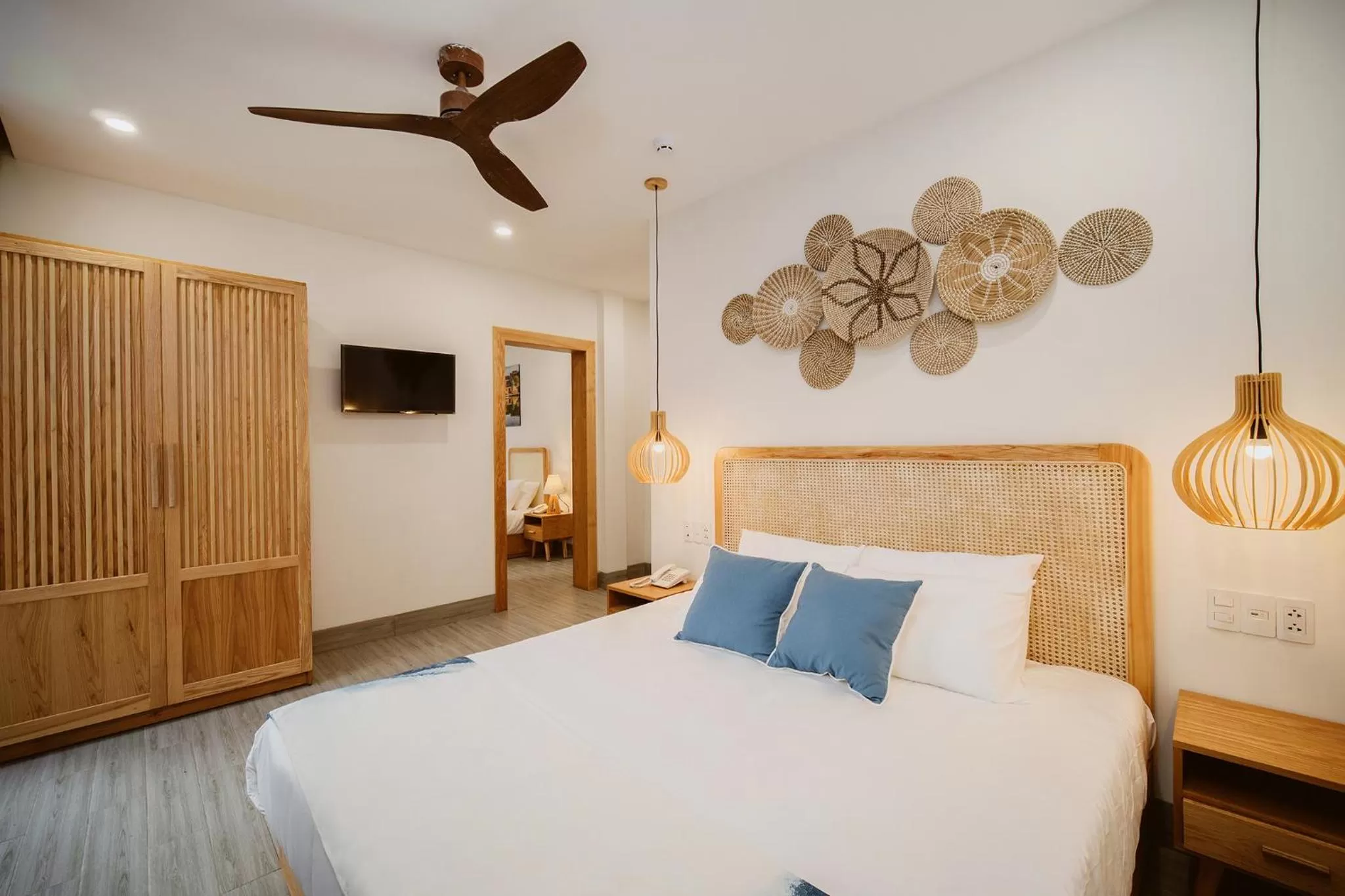 Bed in The Watermark Beachside Hotel