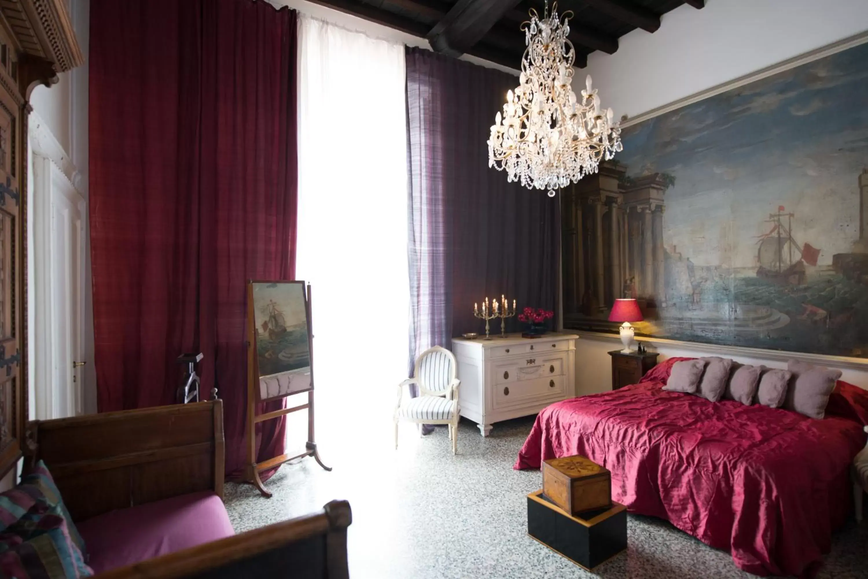 Bedroom, Seating Area in Arnaboldi Palace