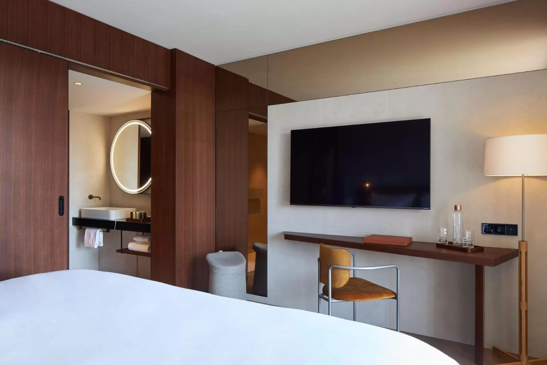 Bathroom, Bed in L'Esquisse Hotel & Spa Colmar - MGallery Collection