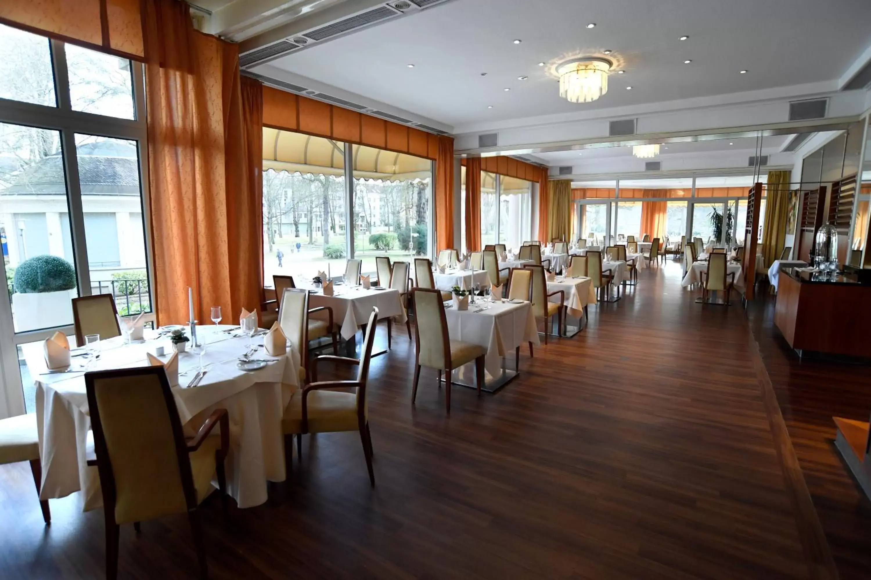 Buffet breakfast, Restaurant/Places to Eat in PK Parkhotel Kurhaus