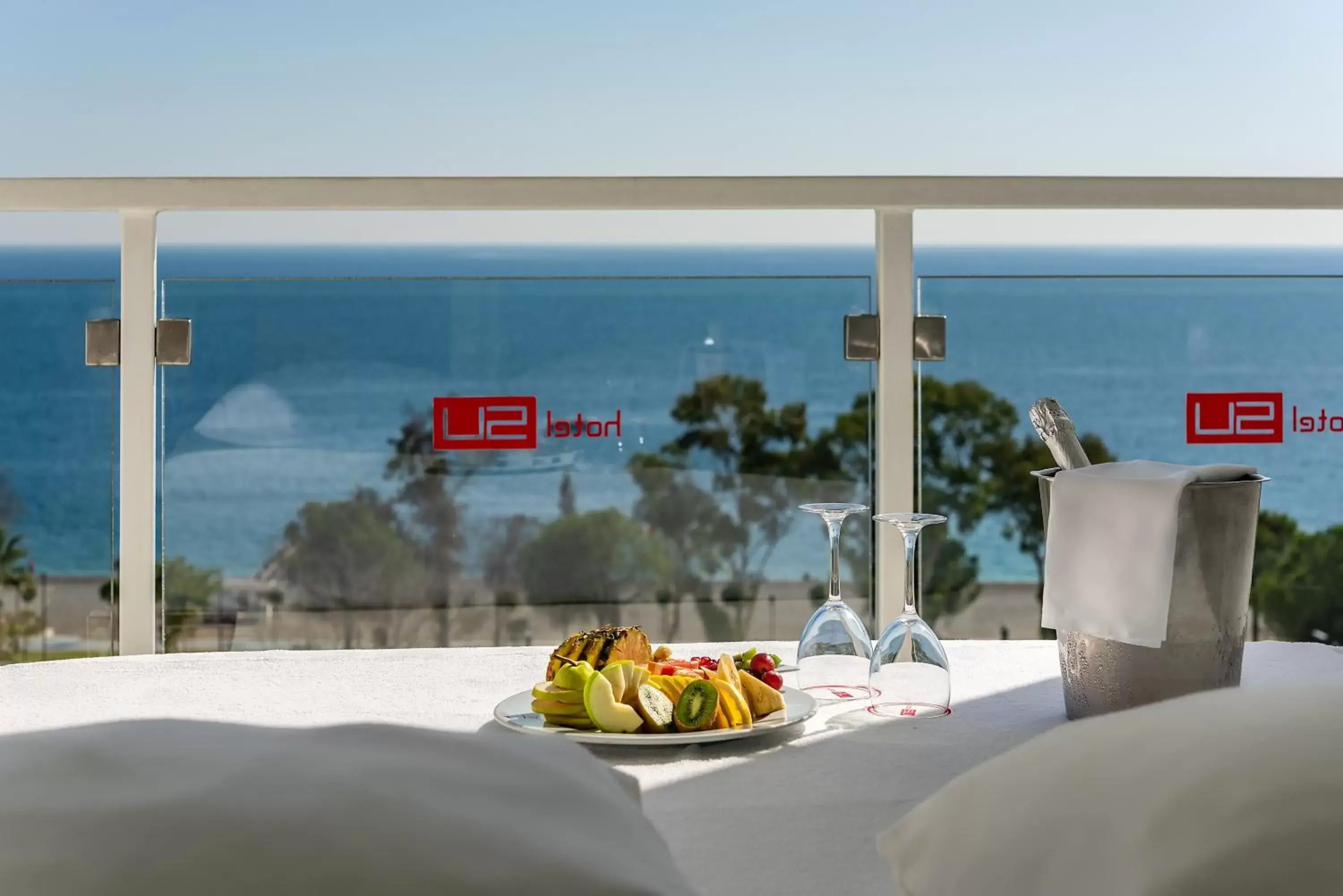 View (from property/room), Bed in Hotel SU & Aqualand View (from property/room), Bed in Hotel SU & Aqualand