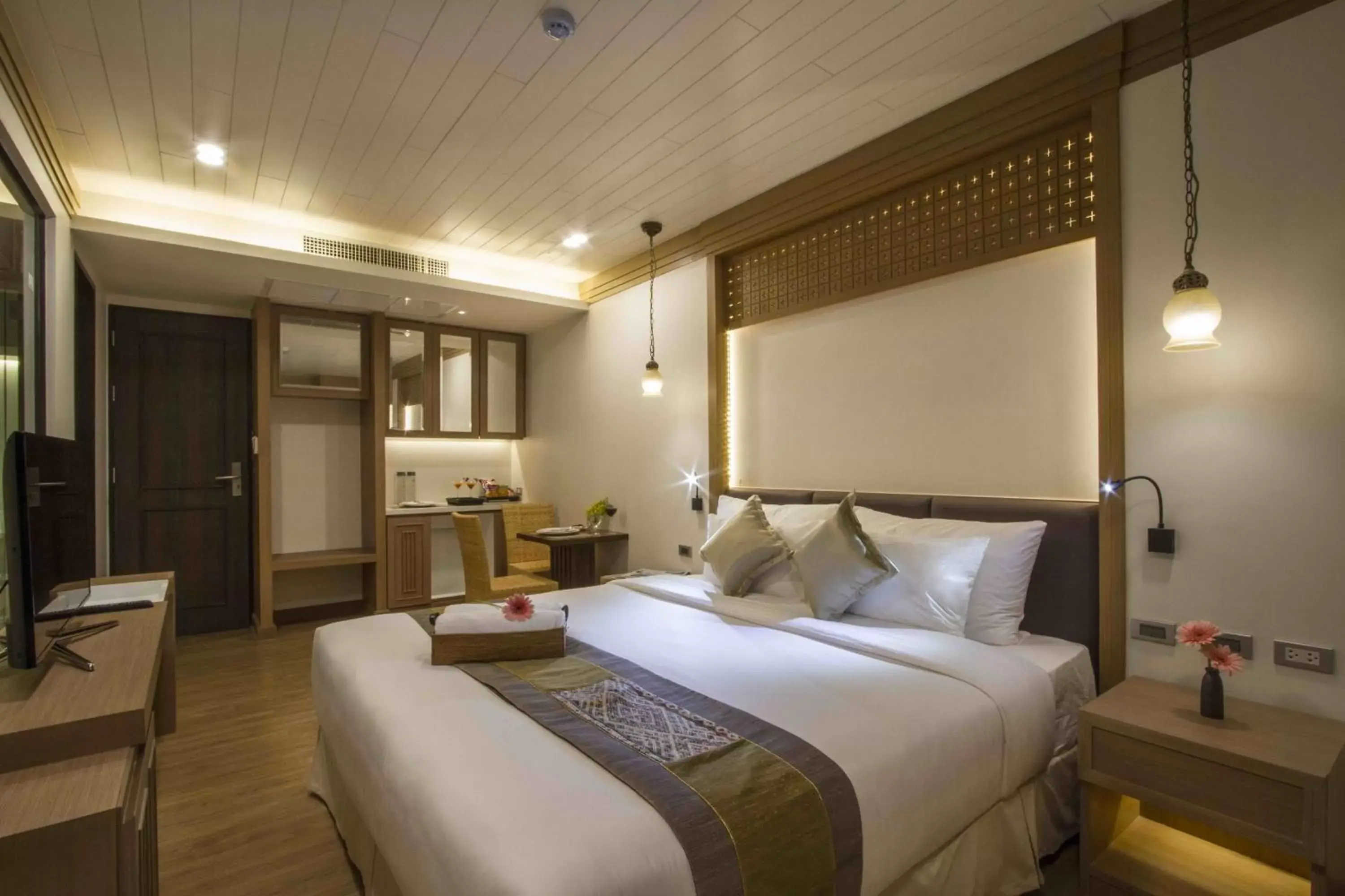 Pool Deluxe in Maraya Hotel & Resort -SHA Plus