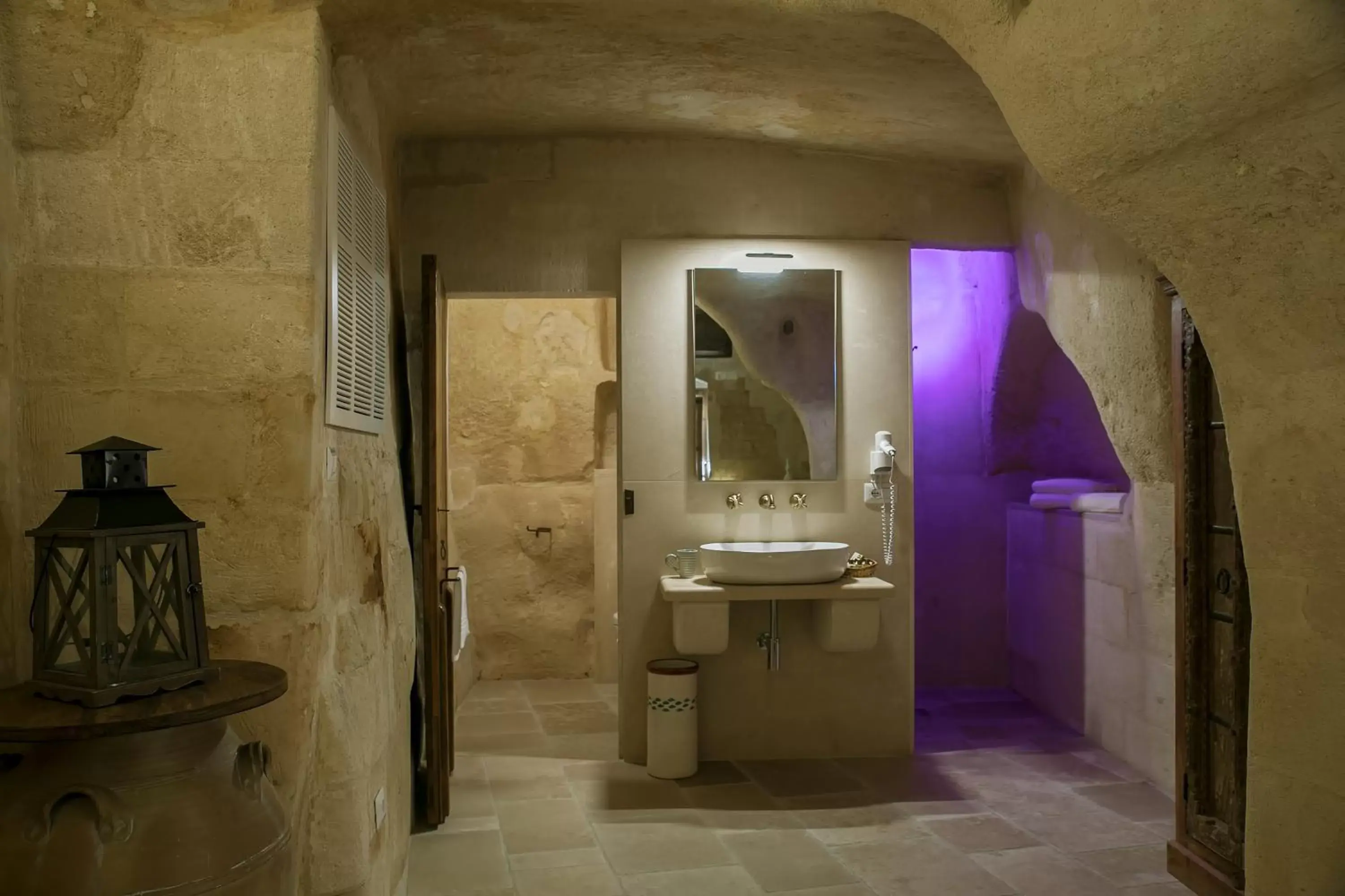 Bathroom in Locanda Di San Martino Hotel & Thermae Romanae