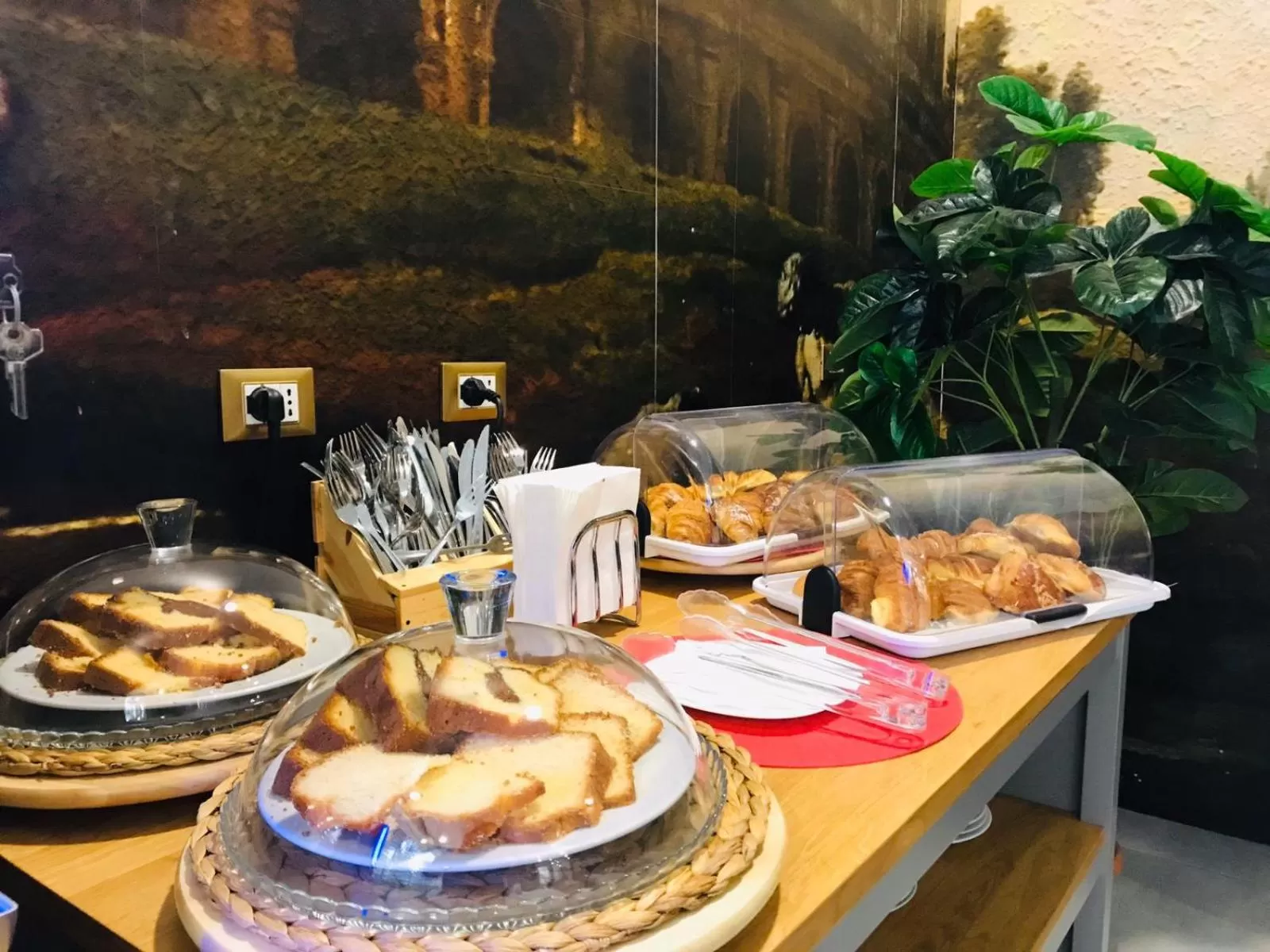 Food and drinks in Ginevra Palace Hotel