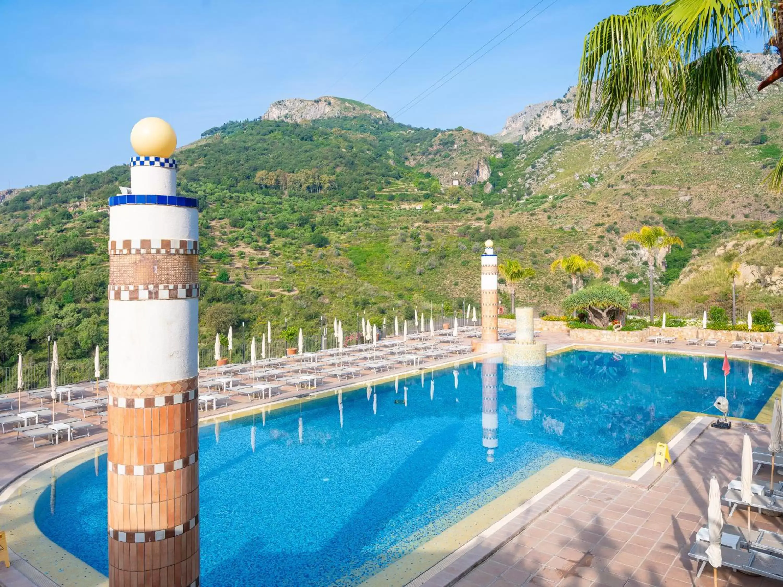 Swimming Pool in Hotel Olimpo le Terrazze