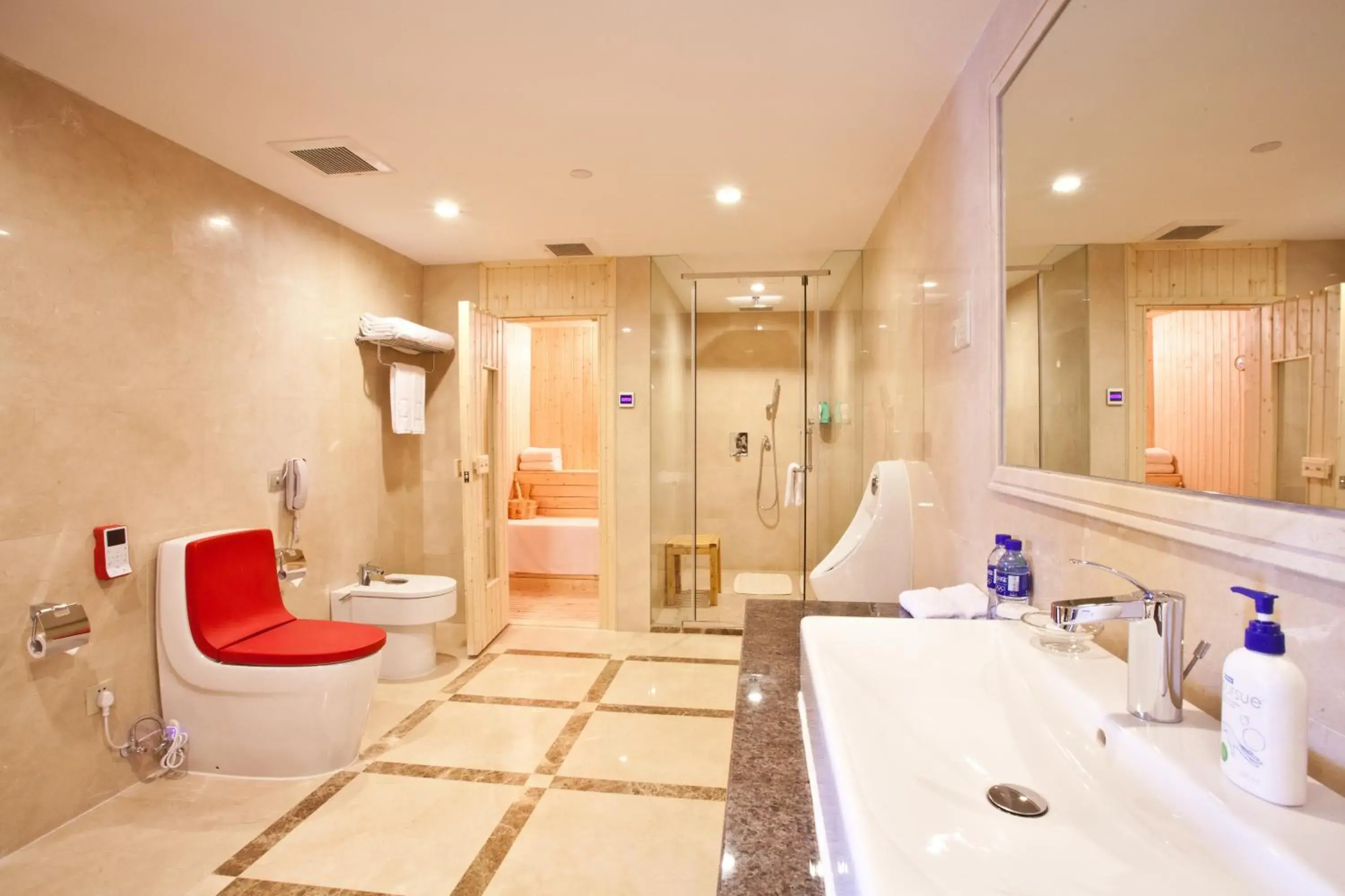 Bathroom in Beijing Guizhou Hotel