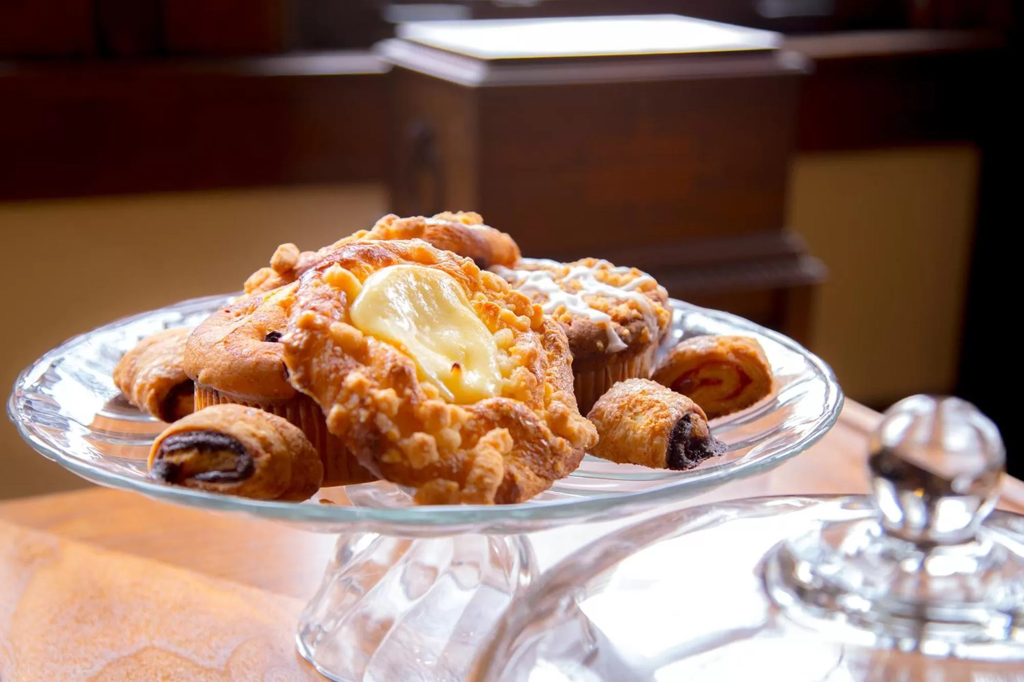 Continental breakfast in School 31 Lofts