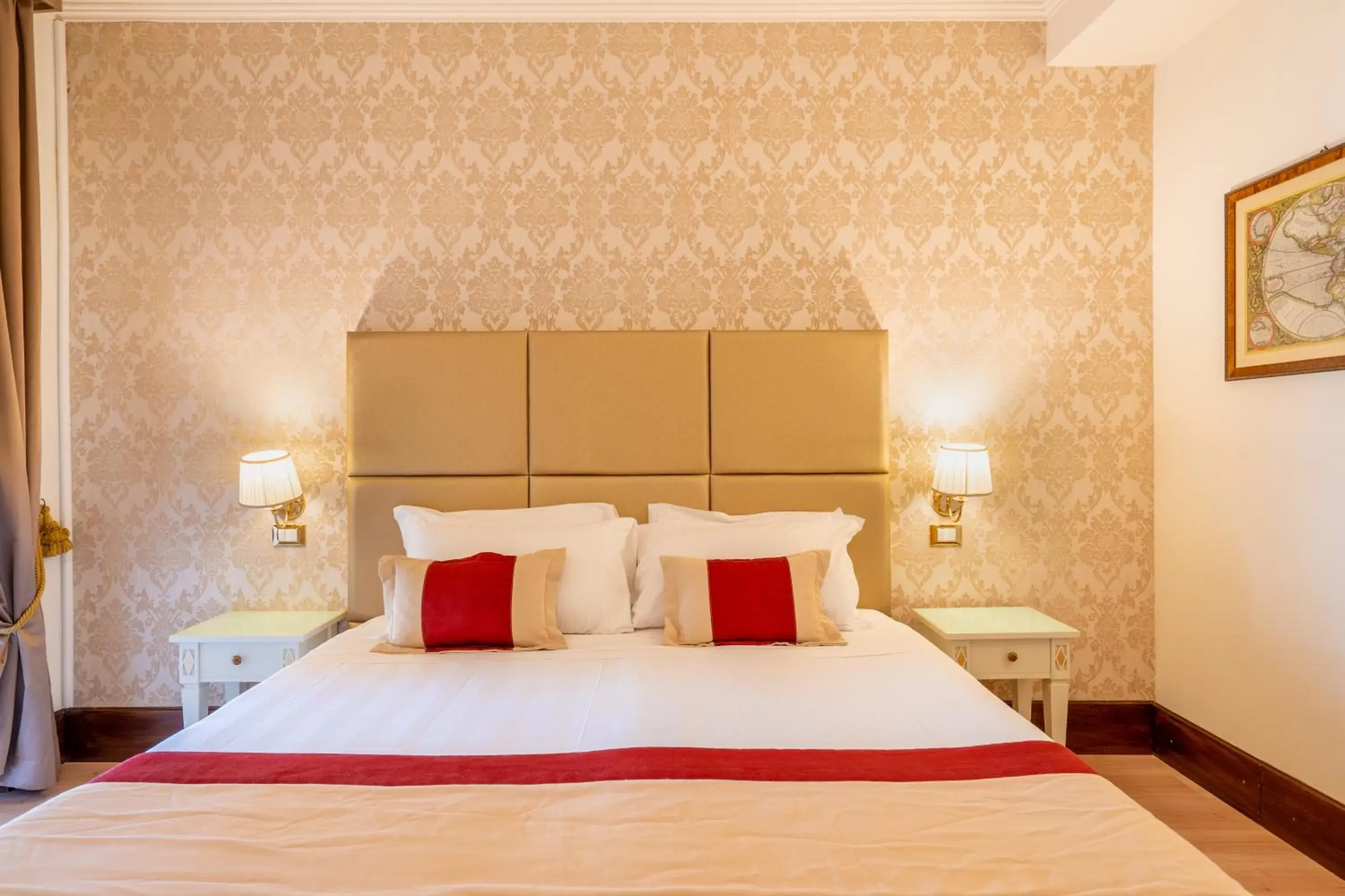 Bedroom, Bed in Dei Priori Boutique Hotel