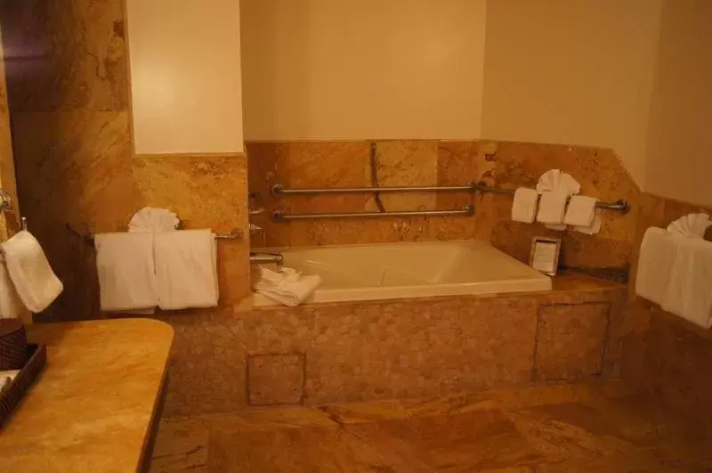 Bathroom in El Colibri Hotel & Spa