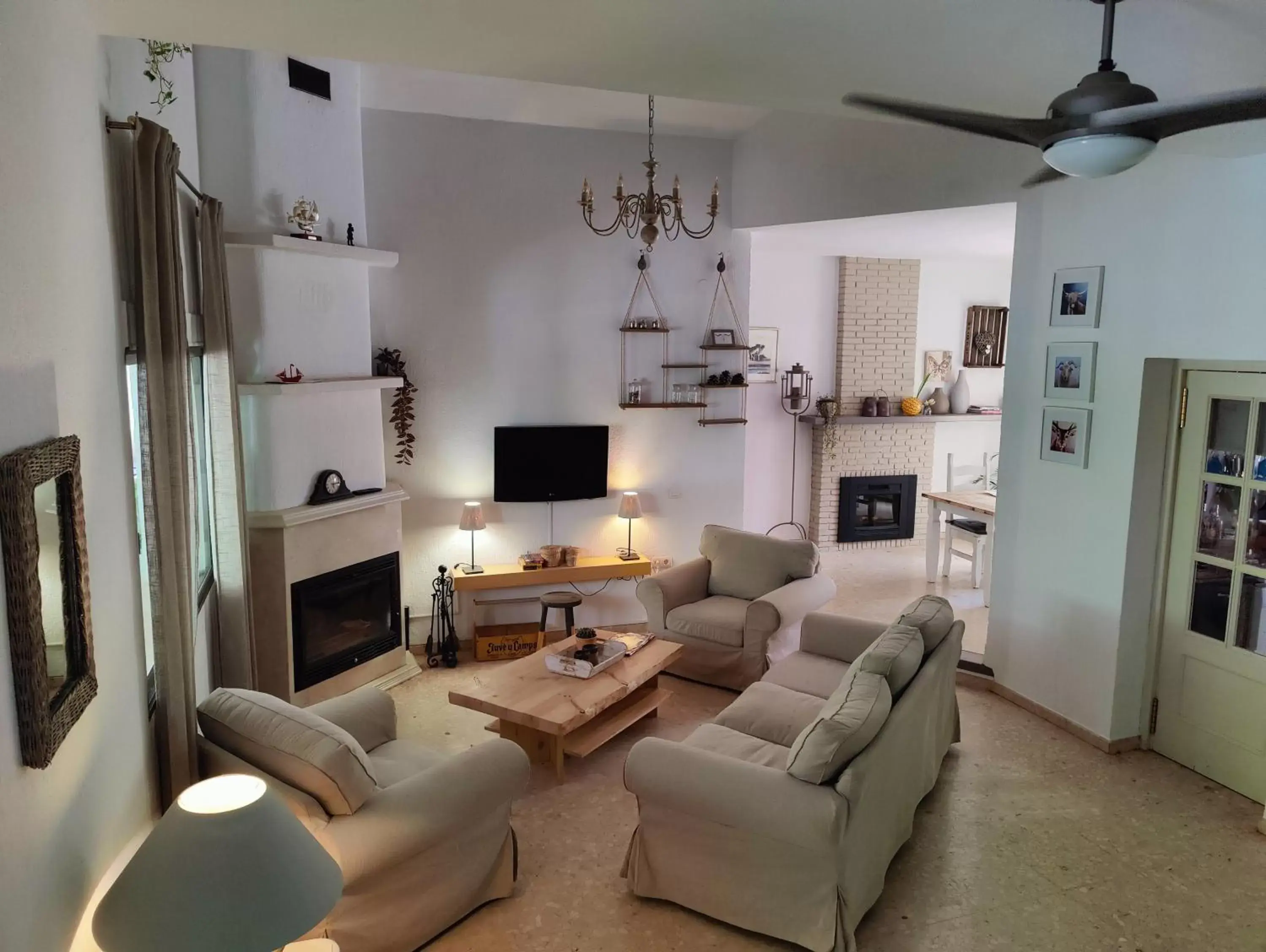 Communal lounge/ TV room, Seating Area in Cortijo Los Conquistadores