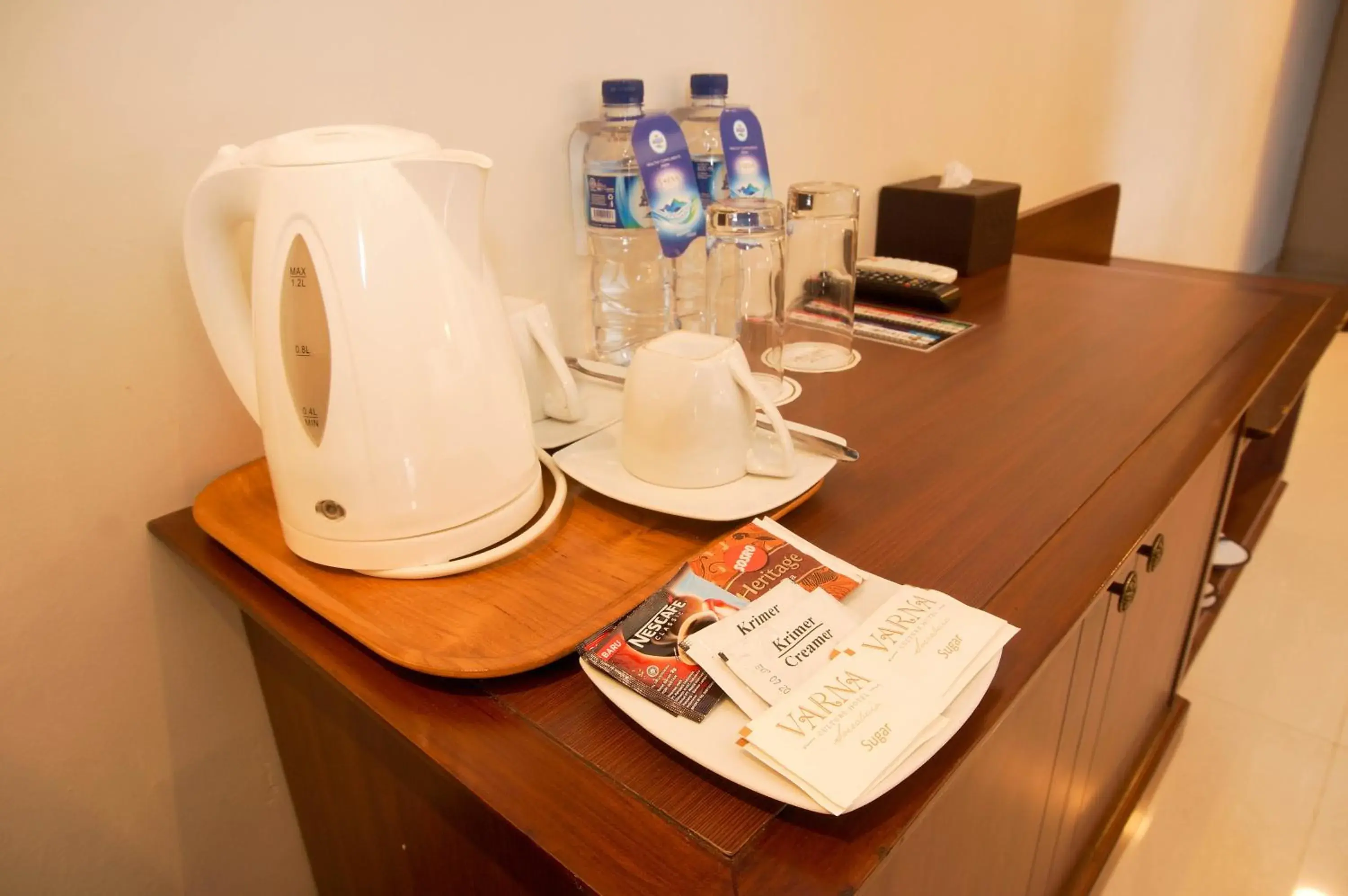 Drinks, Coffee/Tea Facilities in Varna Culture Hotel Soerabaia