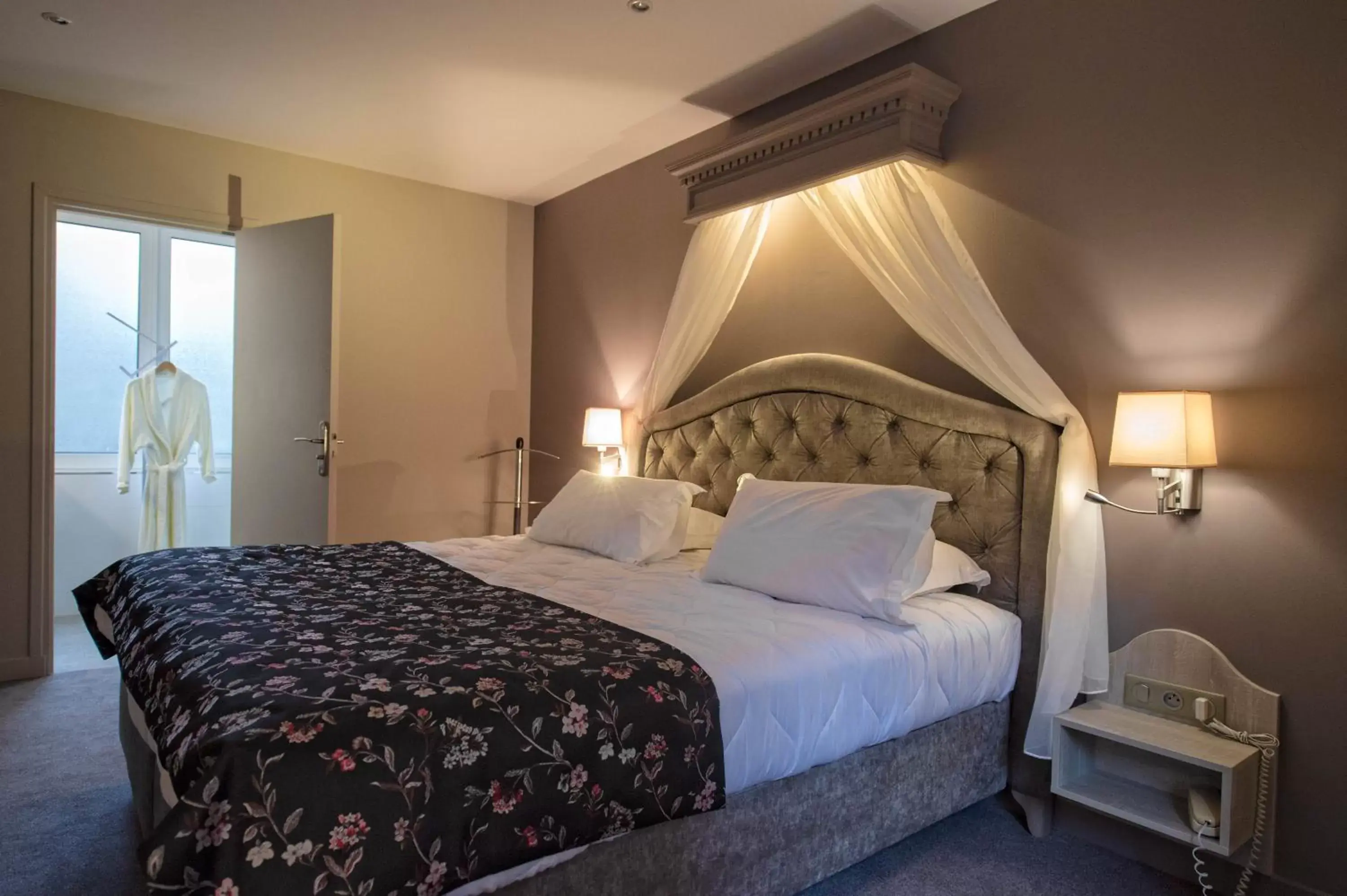 Bedroom, Bed in La Terrasse