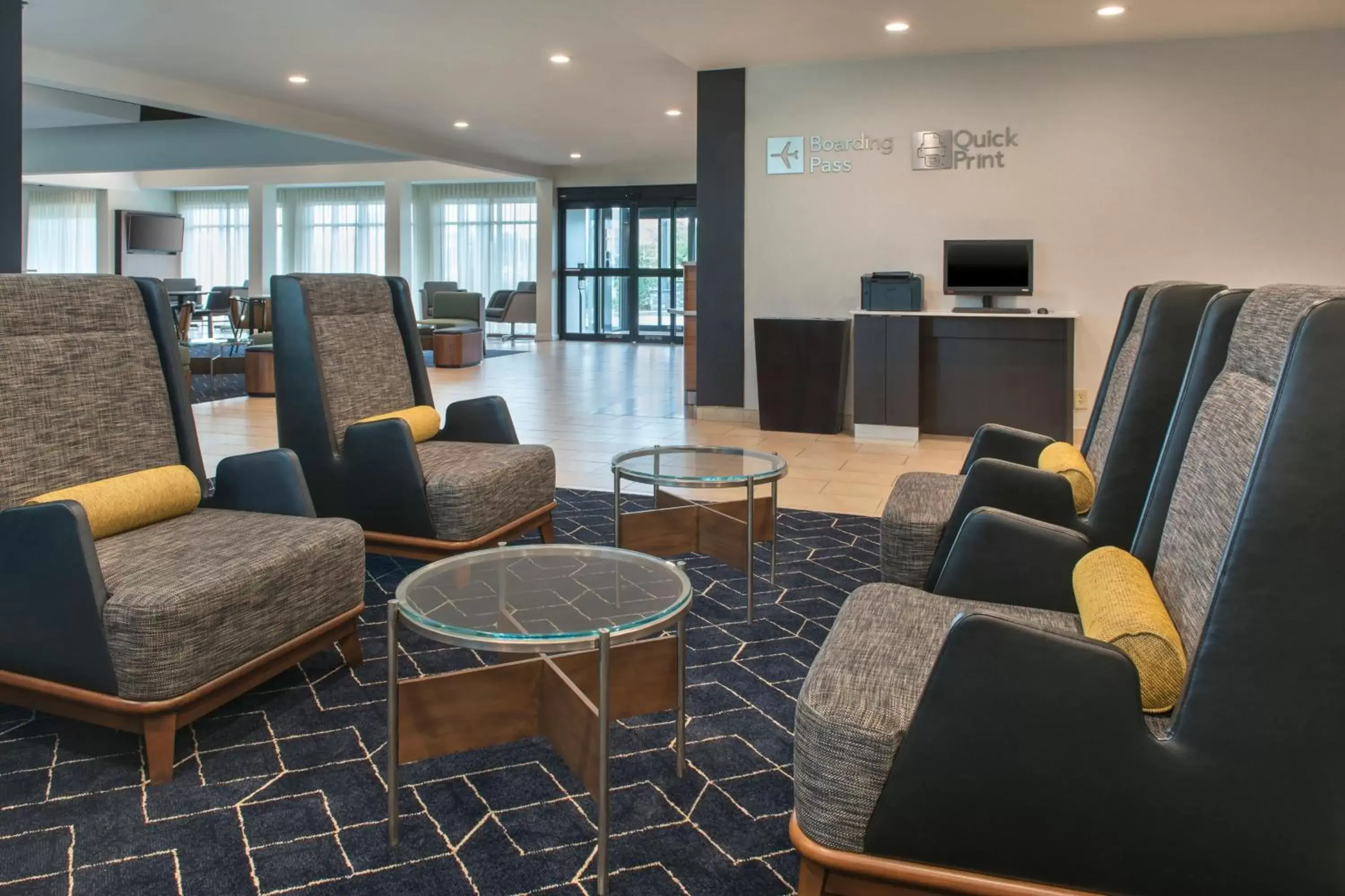 Lobby or reception, Lounge/Bar in Courtyard by Marriott Silver Spring North/White Oak