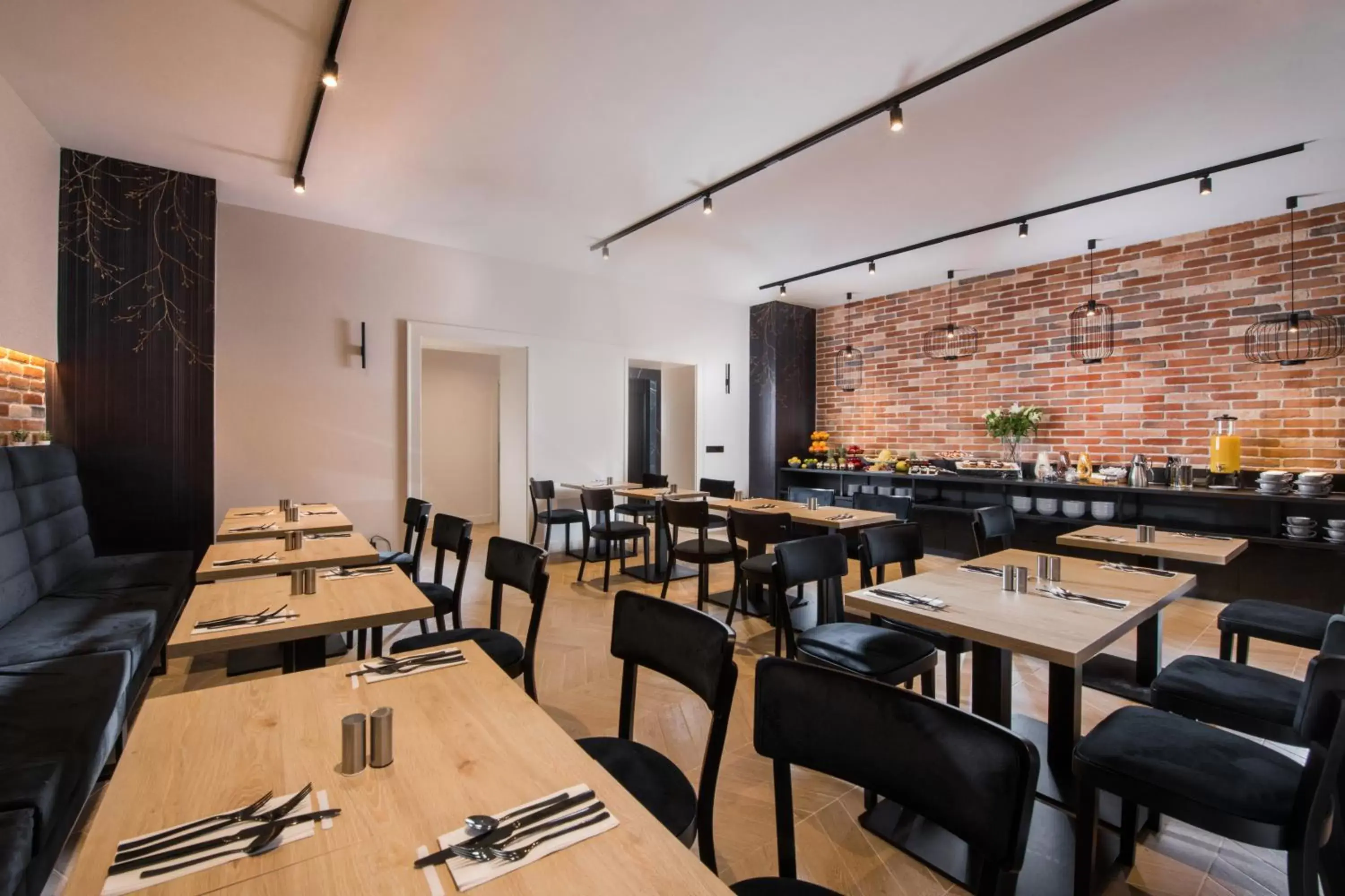 Restaurant/places to eat in Hotel Krupnicza 30 Restaurant/places to eat in Hotel Krupnicza 30