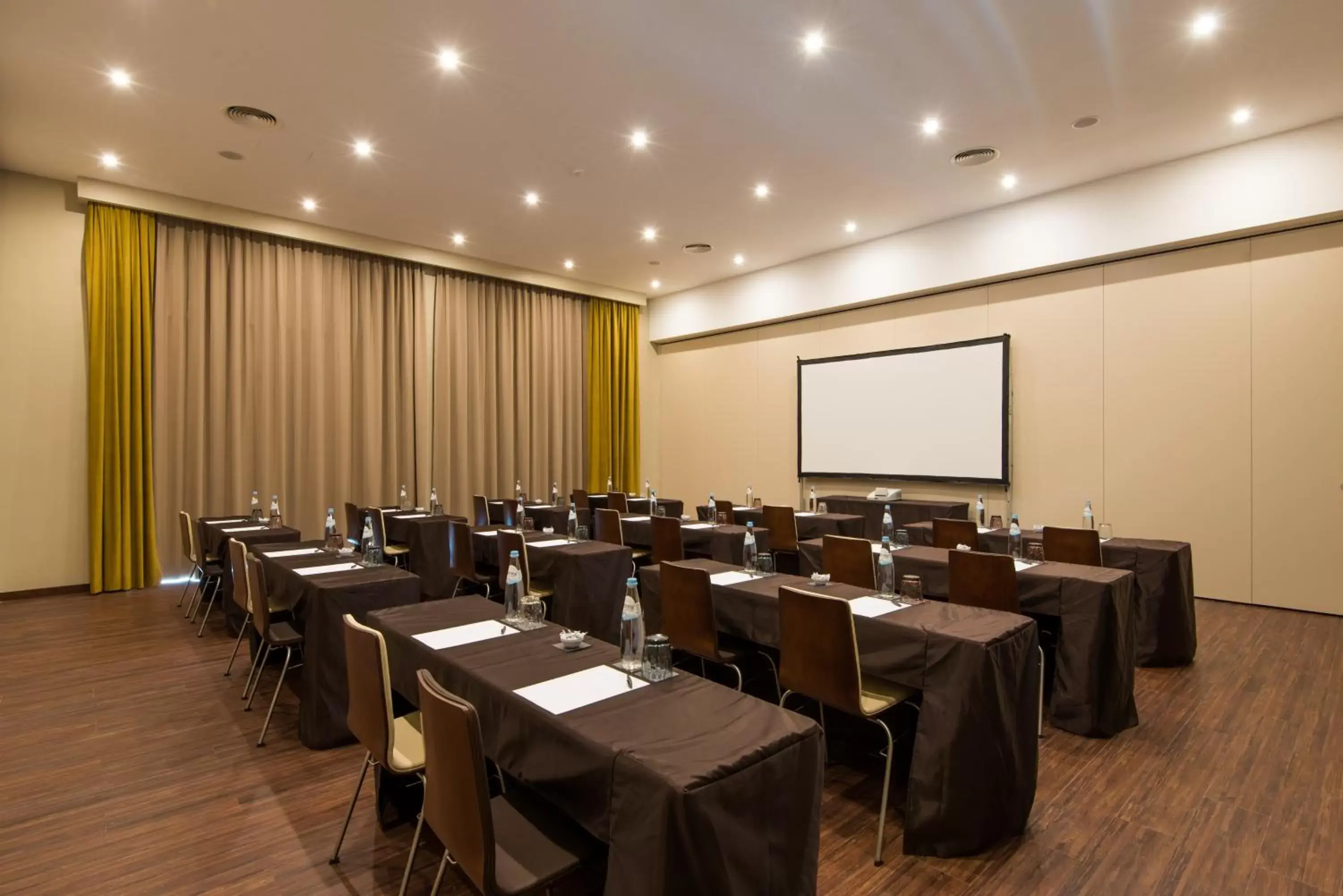 Business facilities in Vila Gale Sintra