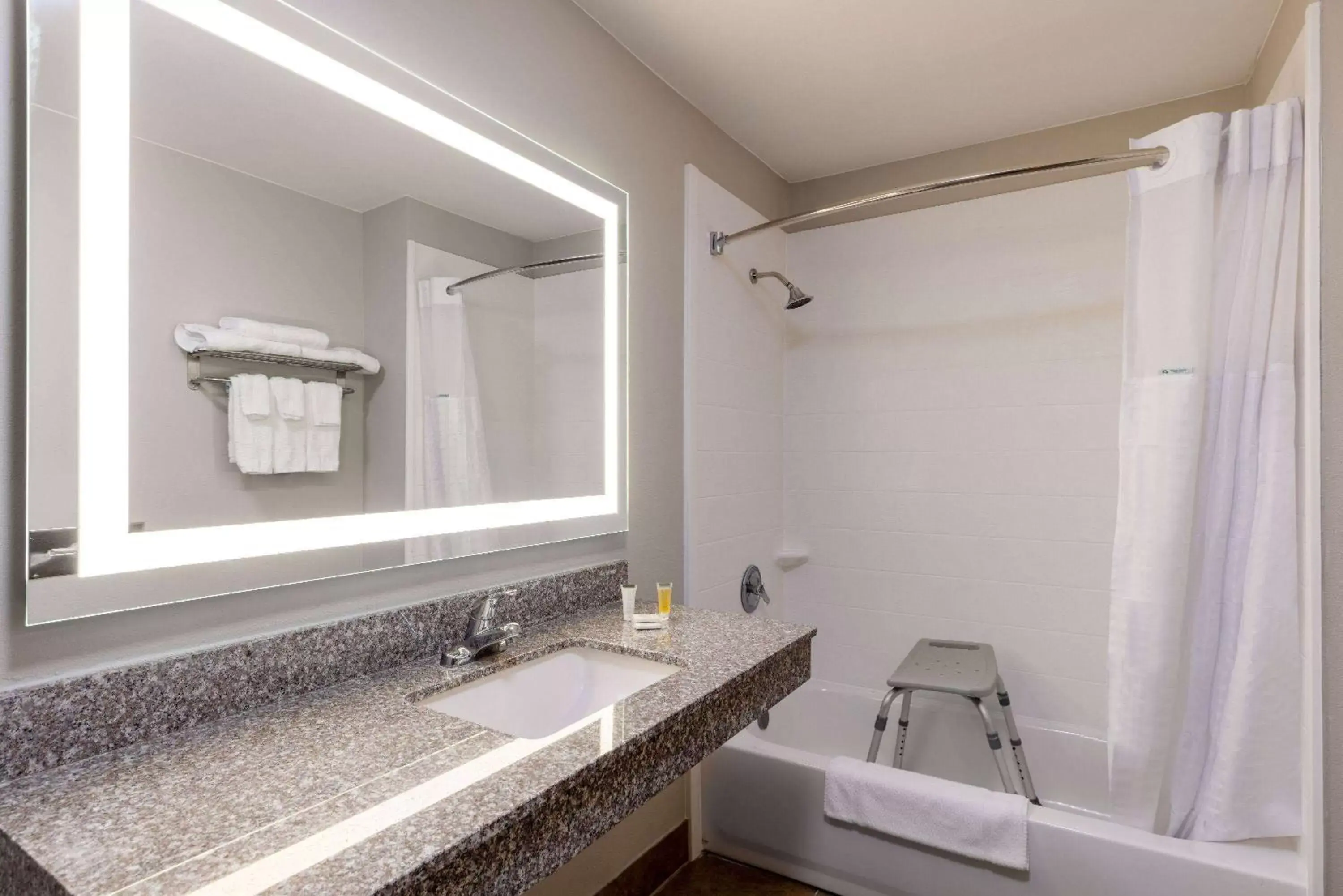 Photo of the whole room, Bathroom in Days Inn by Wyndham Mooresville Lake Norman