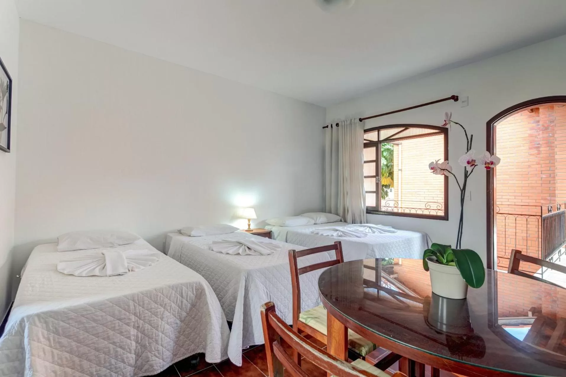 Photo of the whole room, Bed in Elite Hotel