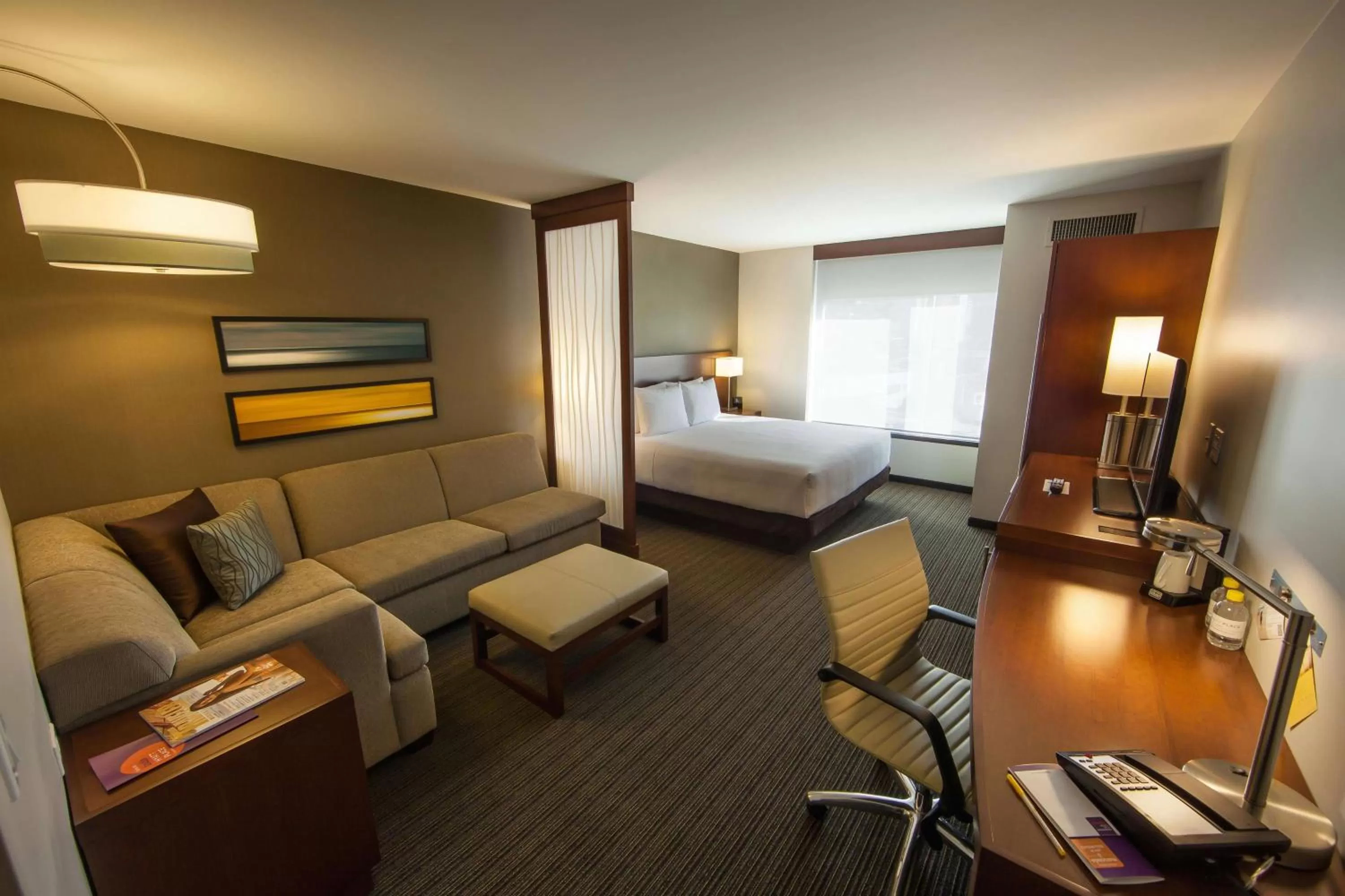 Photo of the whole room, Bed in Hyatt Place Tijuana