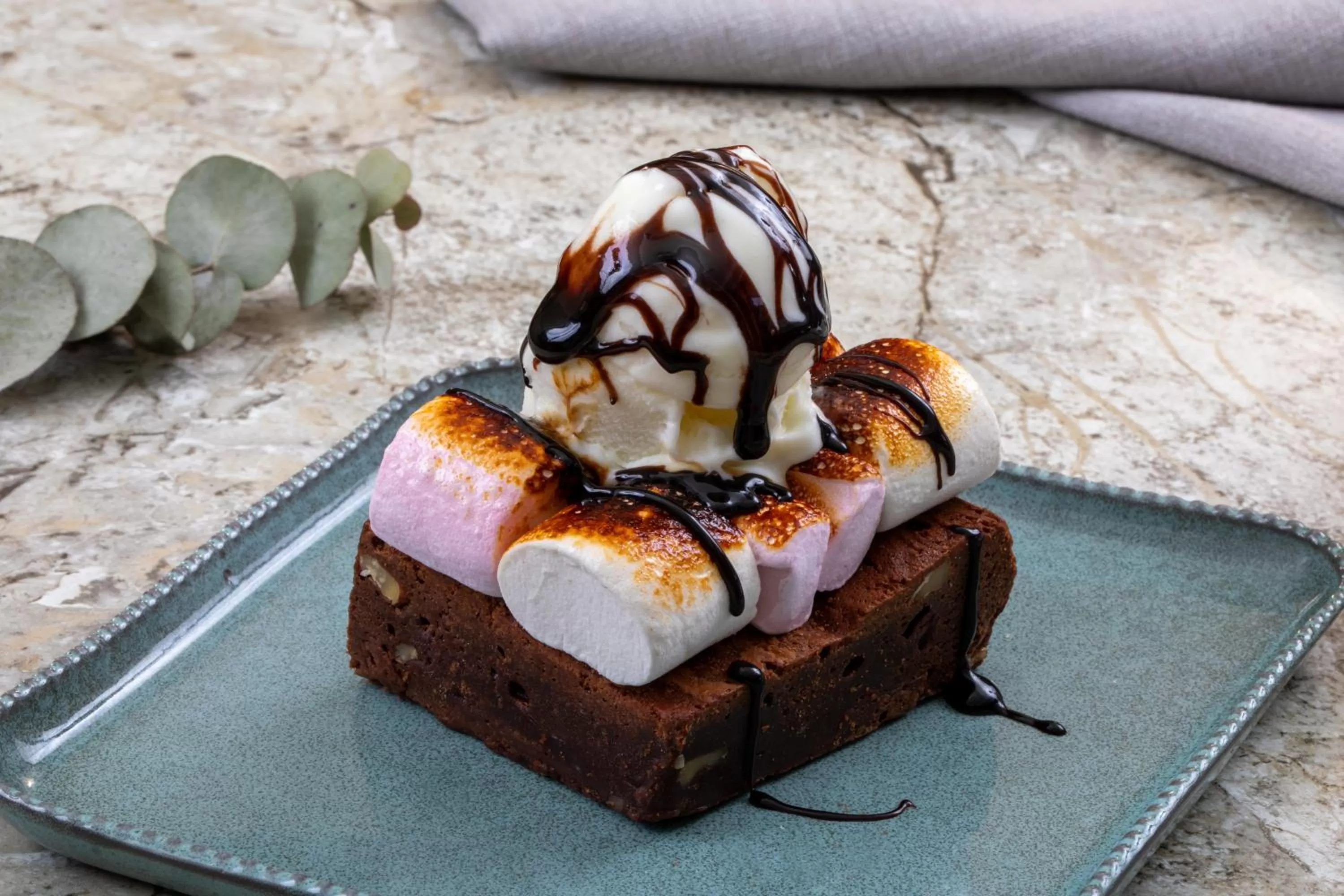 Food and drinks in Mula Hotel