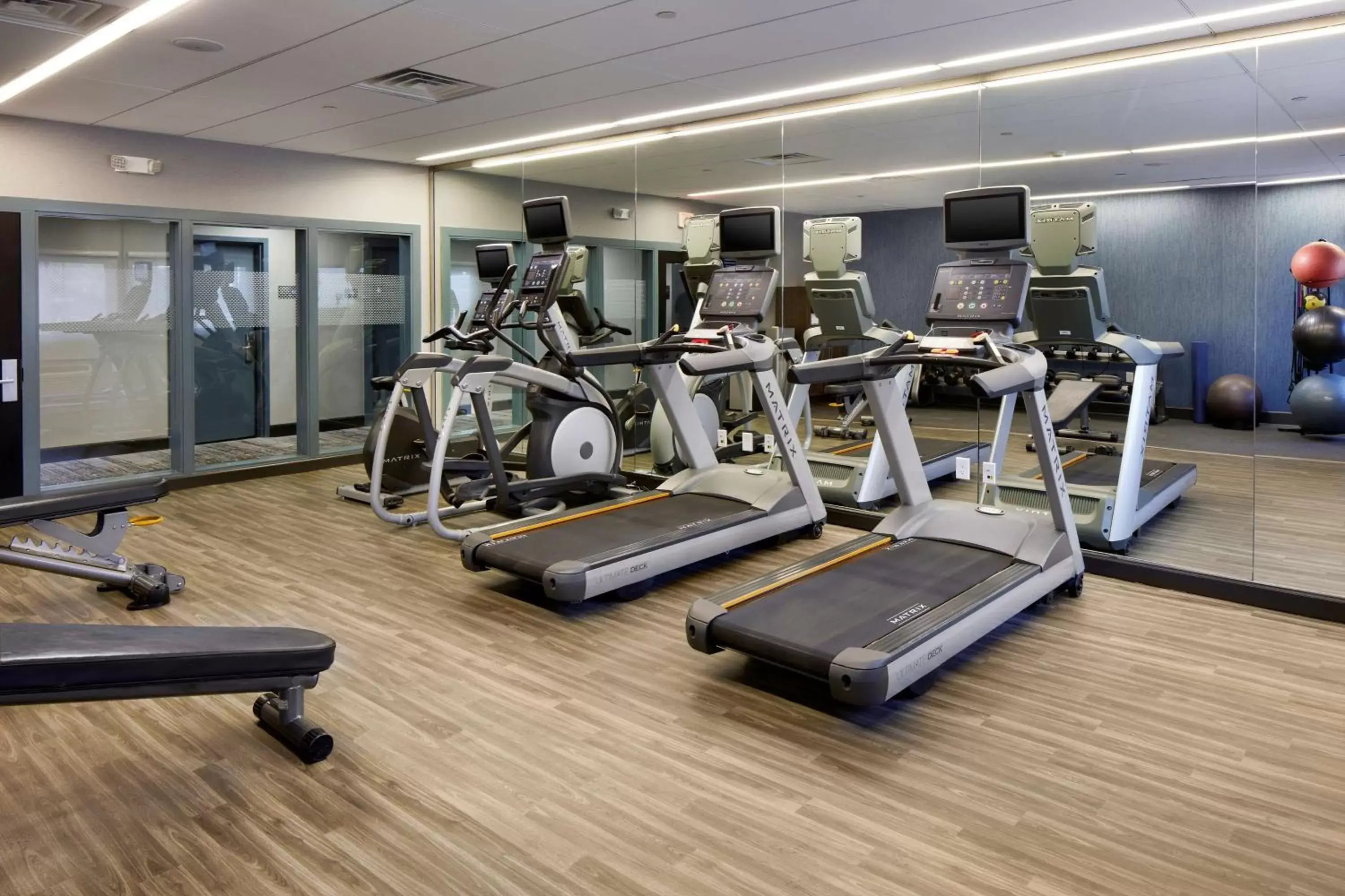 Fitness centre/facilities, Fitness Center/Facilities in Hampton Inn Newark Airport