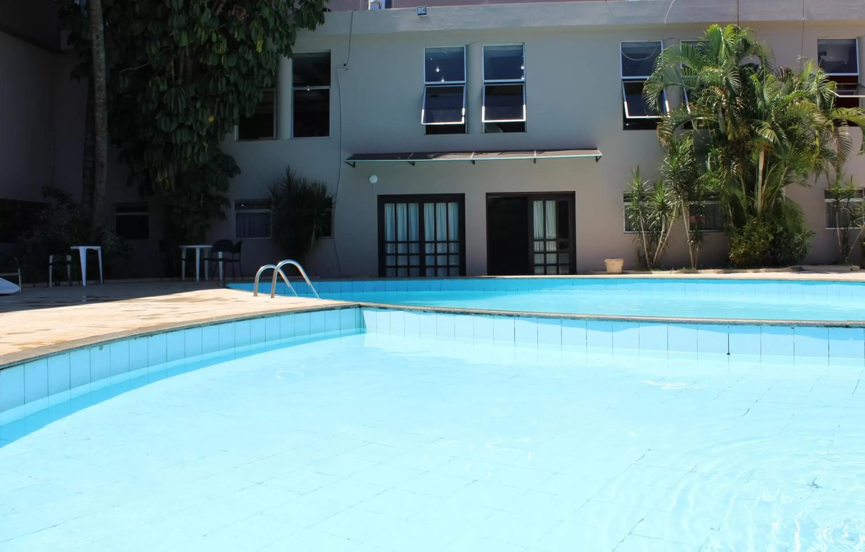 Swimming Pool in Manacá Hotel