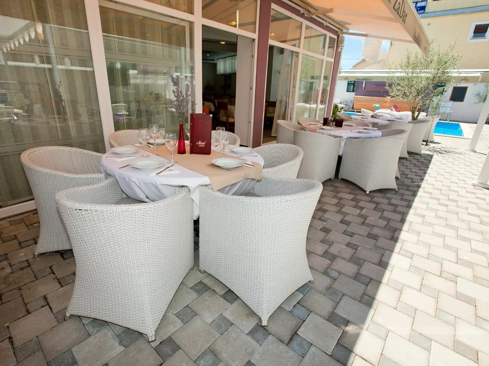 Restaurant/places to eat in Hotel ZaDar Restaurant/places to eat in Hotel ZaDar