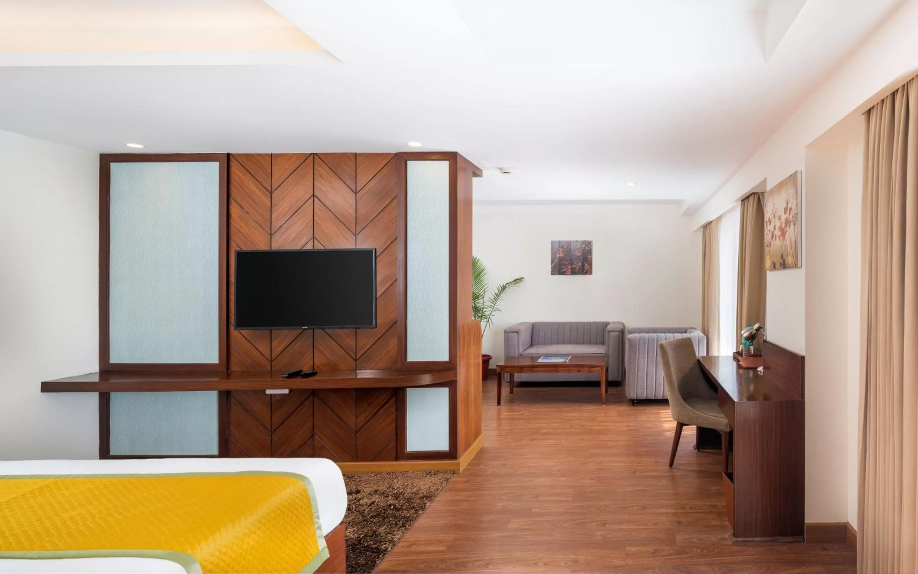 Bedroom, Bed in Cygnett Inn Paras