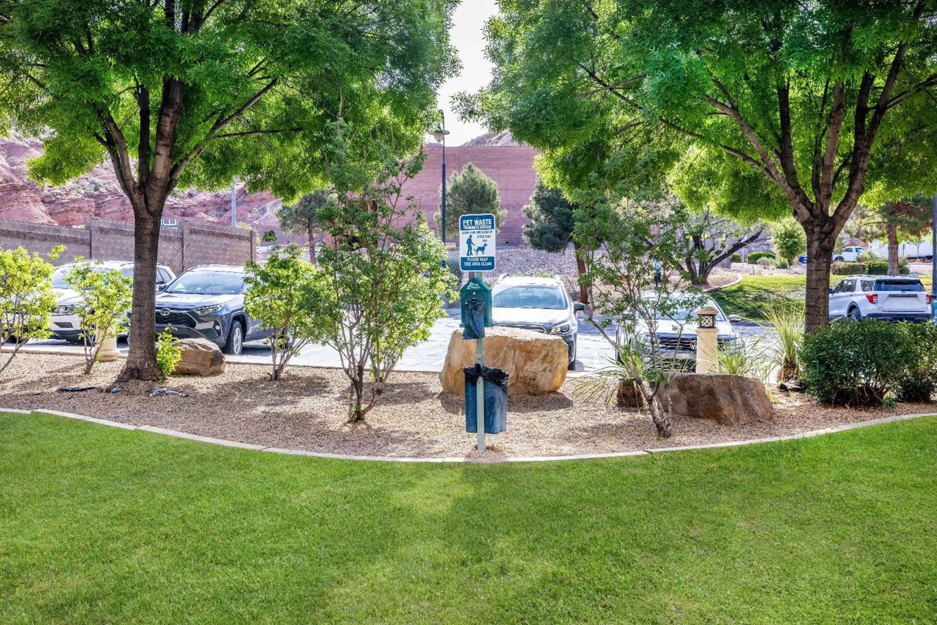 Kitchen or kitchenette in La Quinta by Wyndham St. George
