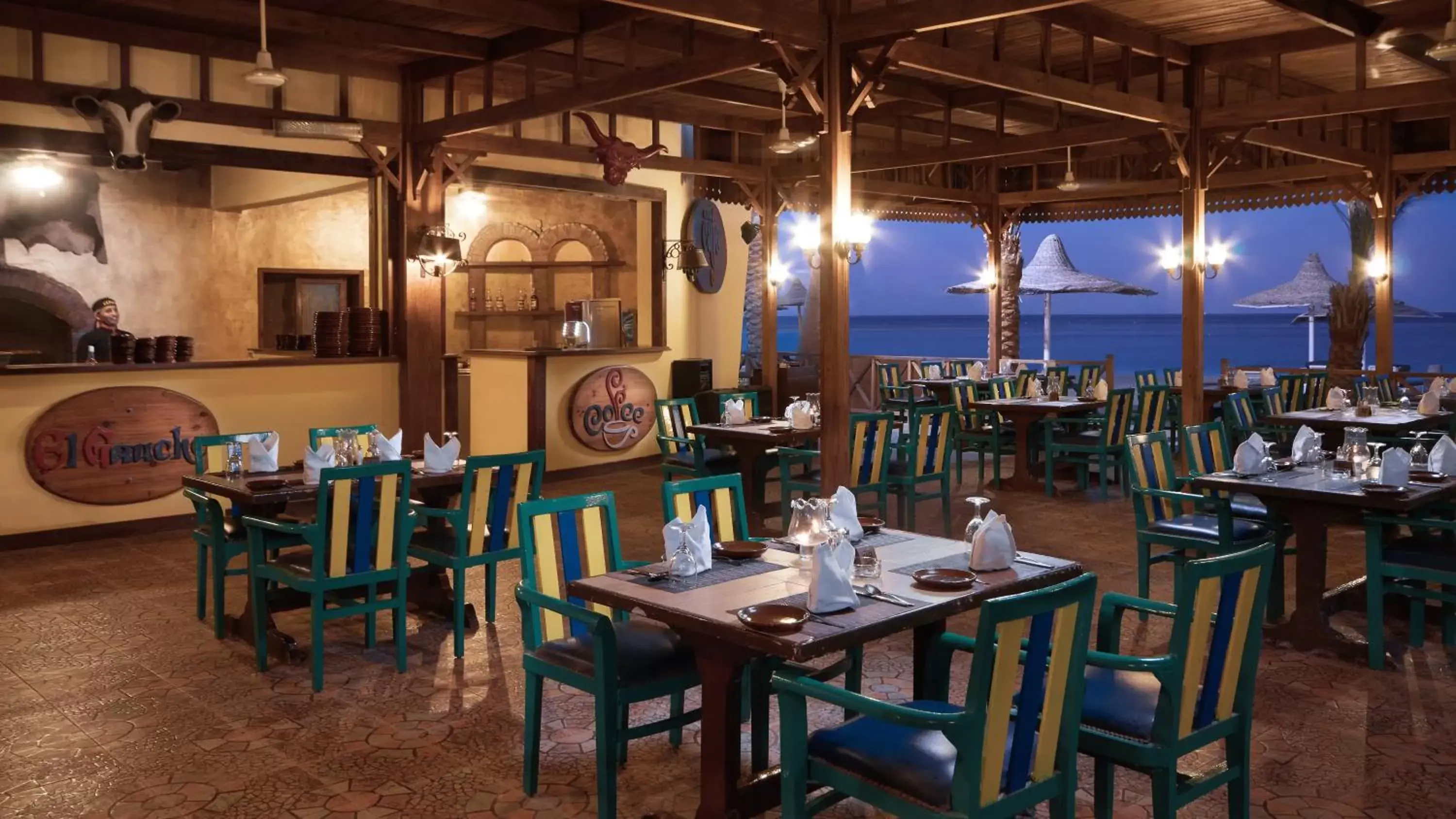 Restaurant/Places to Eat in Giftun Azur Resort