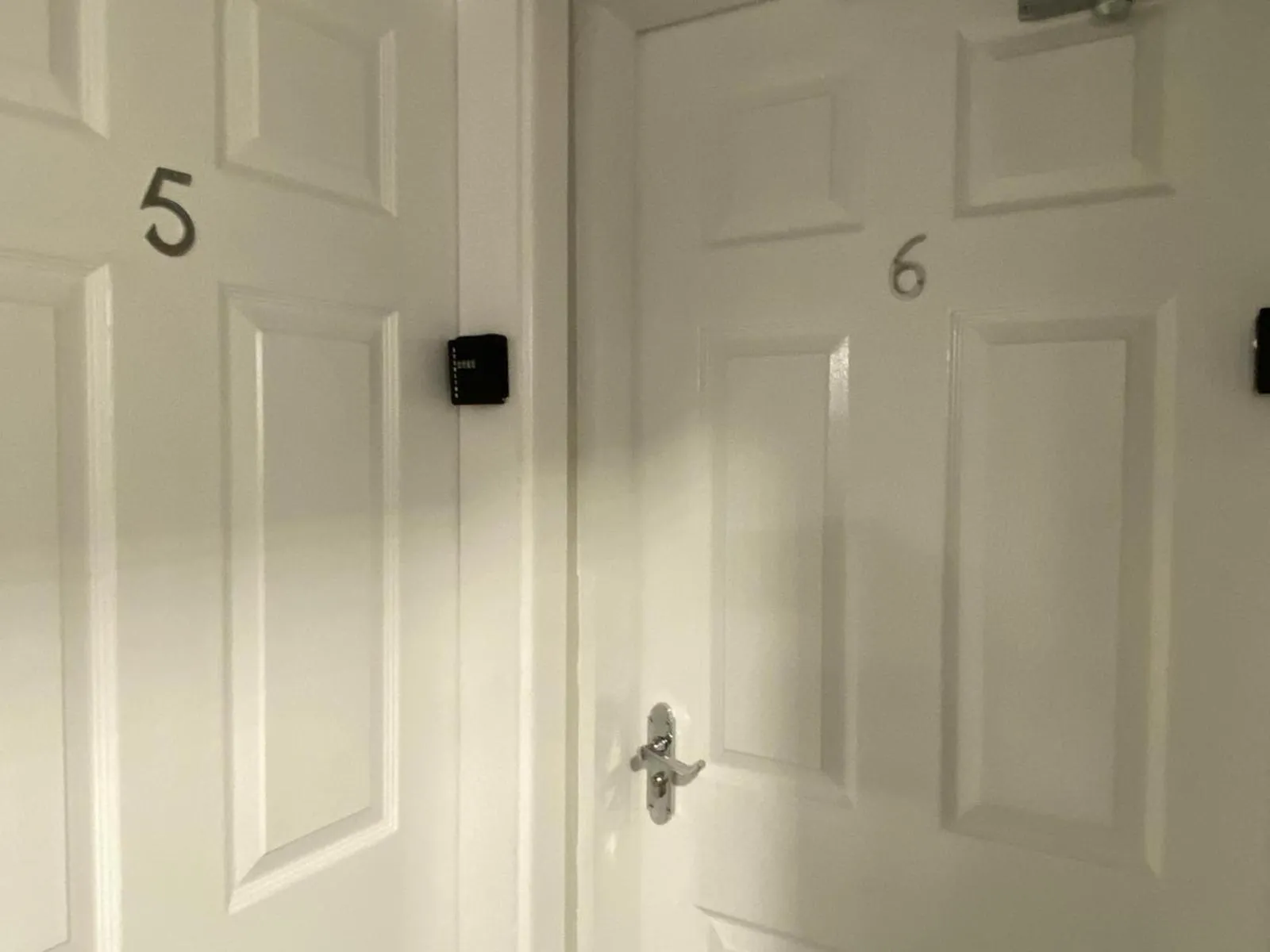 Brownlows Inn Rooms formerly Riley's Rooms