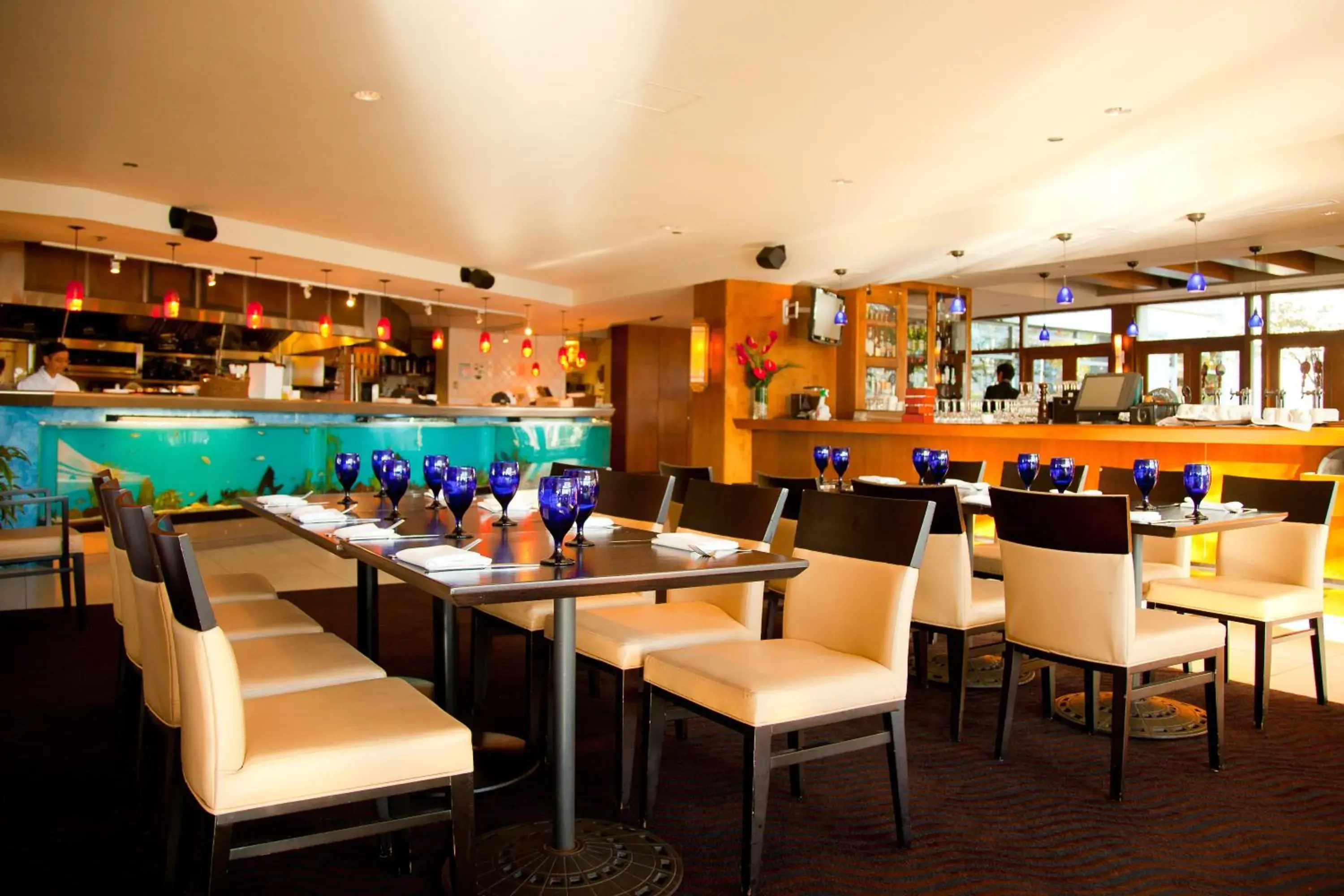 Restaurant/places to eat in Granville Island Hotel Restaurant/places to eat in Granville Island Hotel