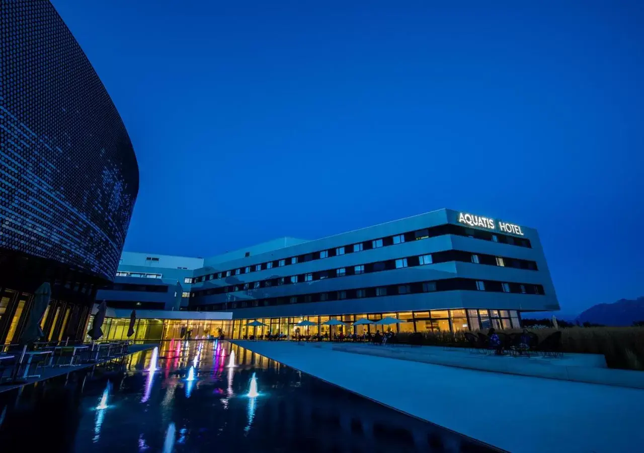 Facade/entrance in Aquatis Hotel Facade/entrance in Aquatis Hotel